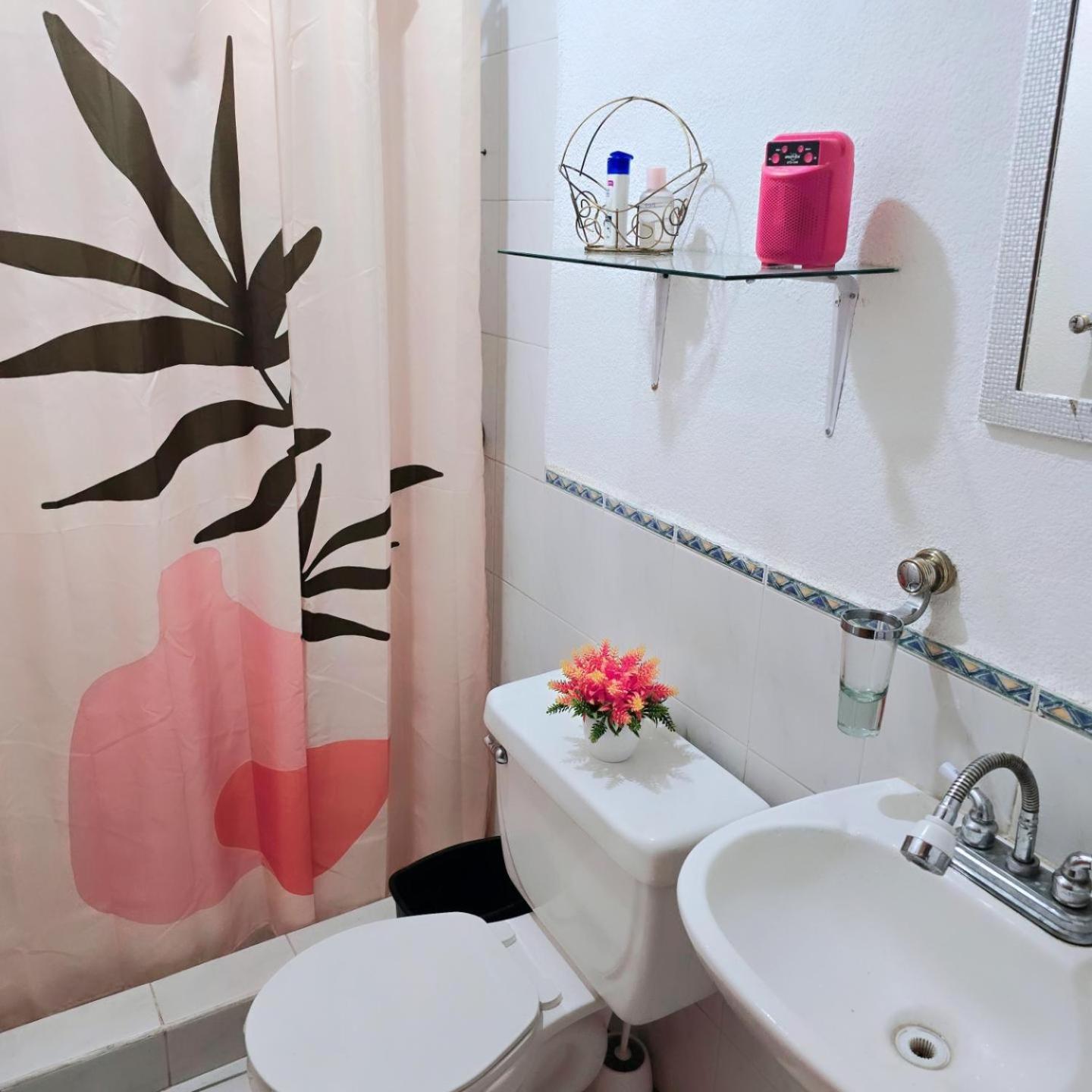 Three-Bedroom House photo 2