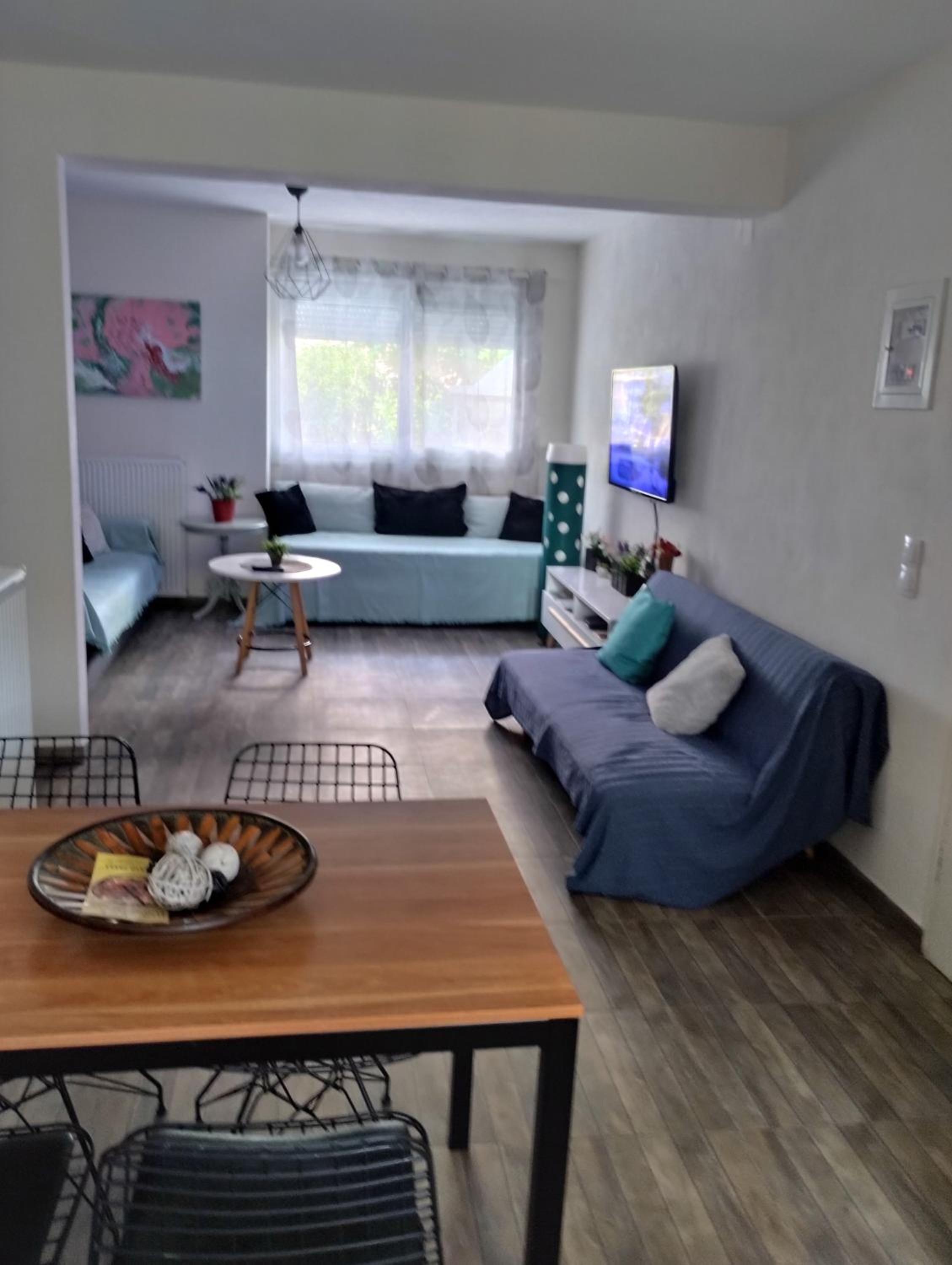 Apartment photo 1