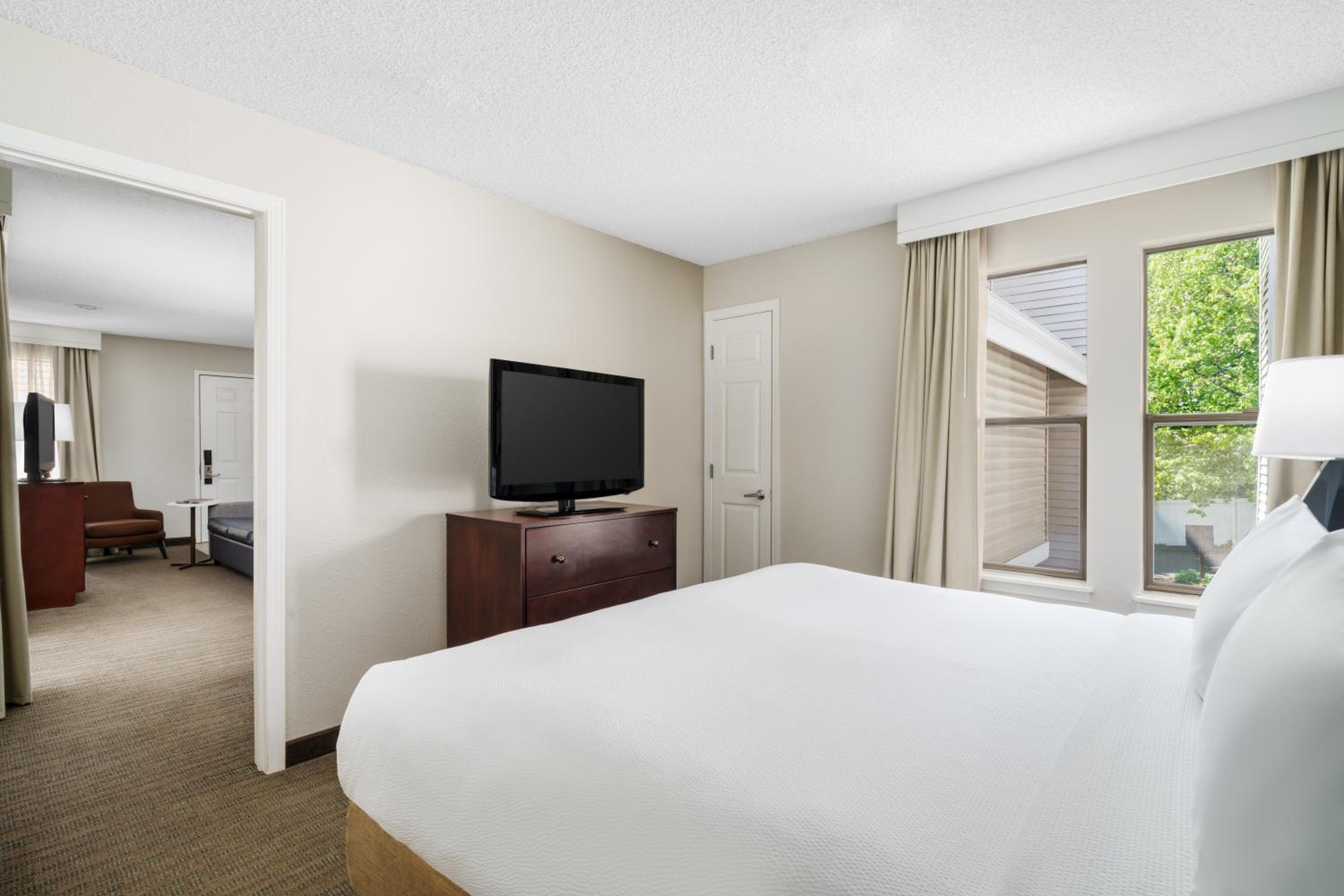 One-Bedroom King Suite with Sofa Bed - Photo 1