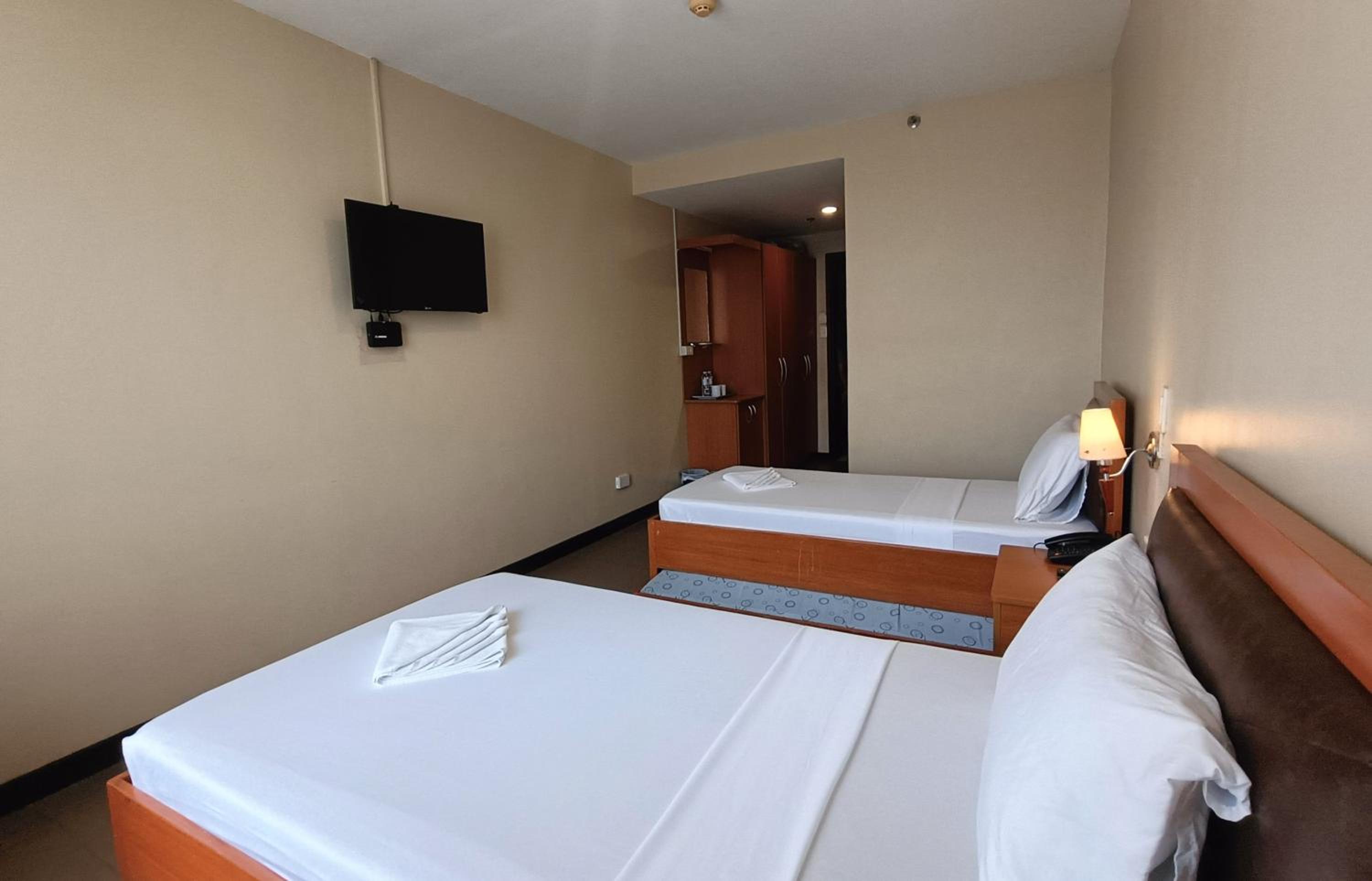 Deluxe Twin Room - Photo 5