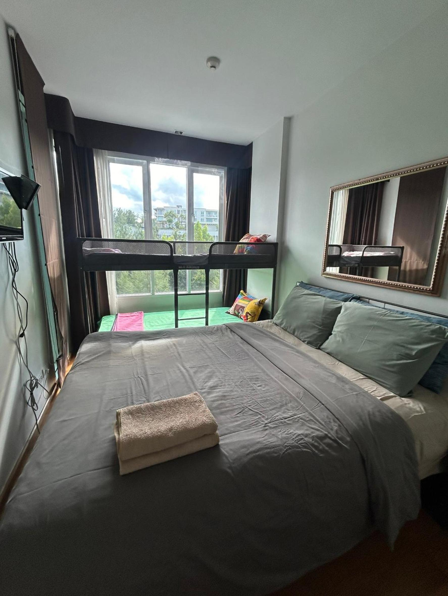 One-Bedroom Apartment - Photo 18