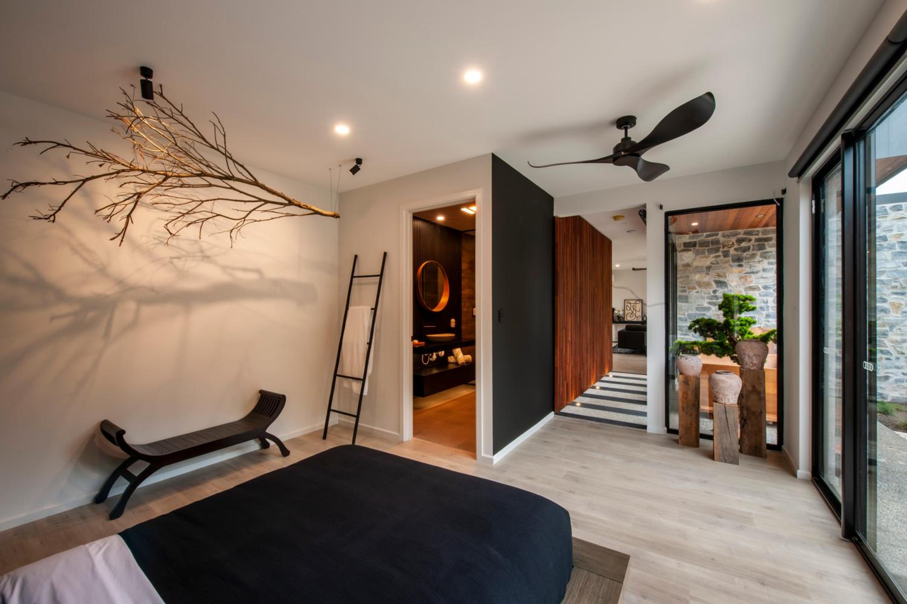 One-Bedroom Villa - Photo 3