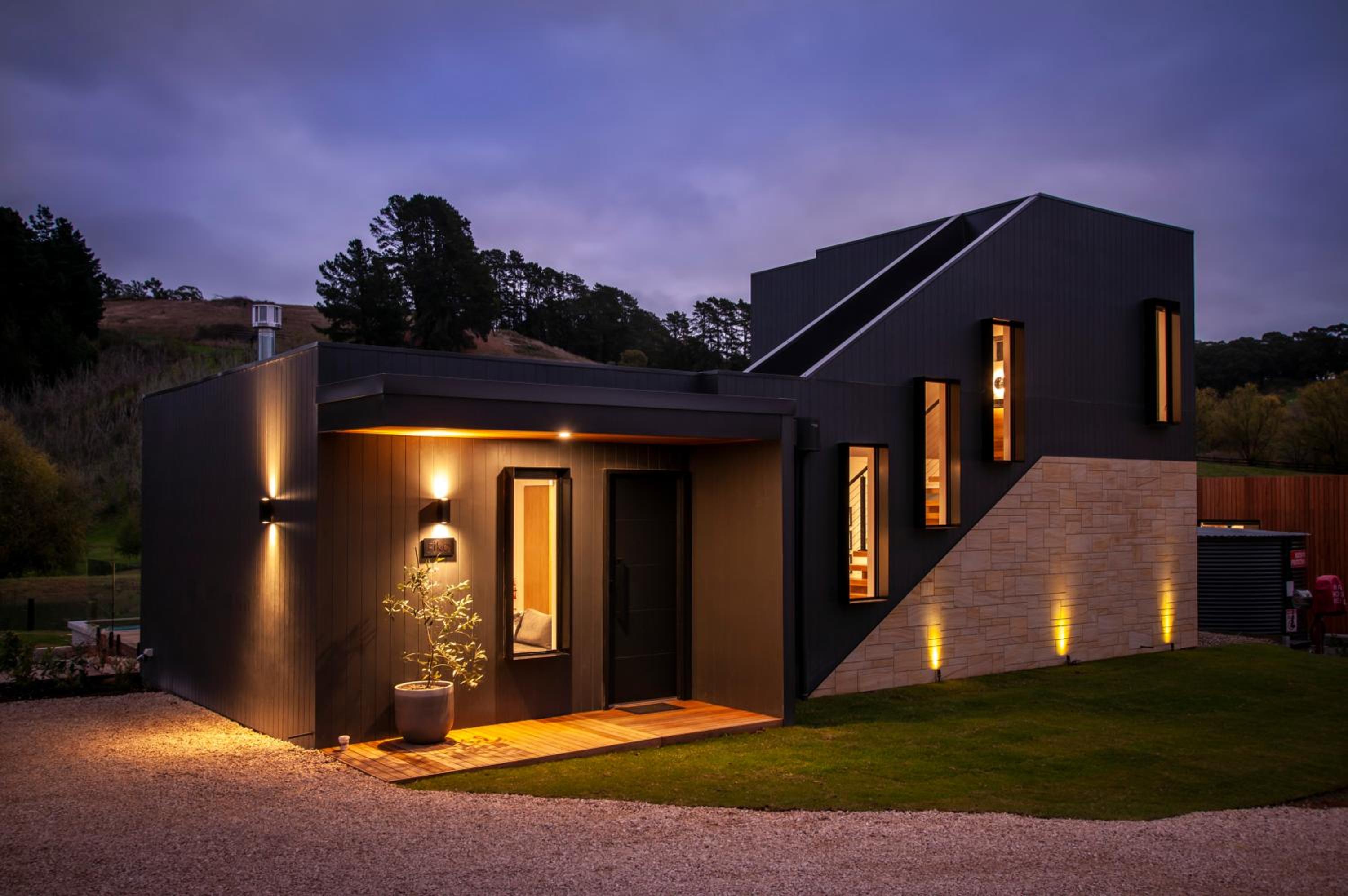 Two-Bedroom Villa - Photo 10