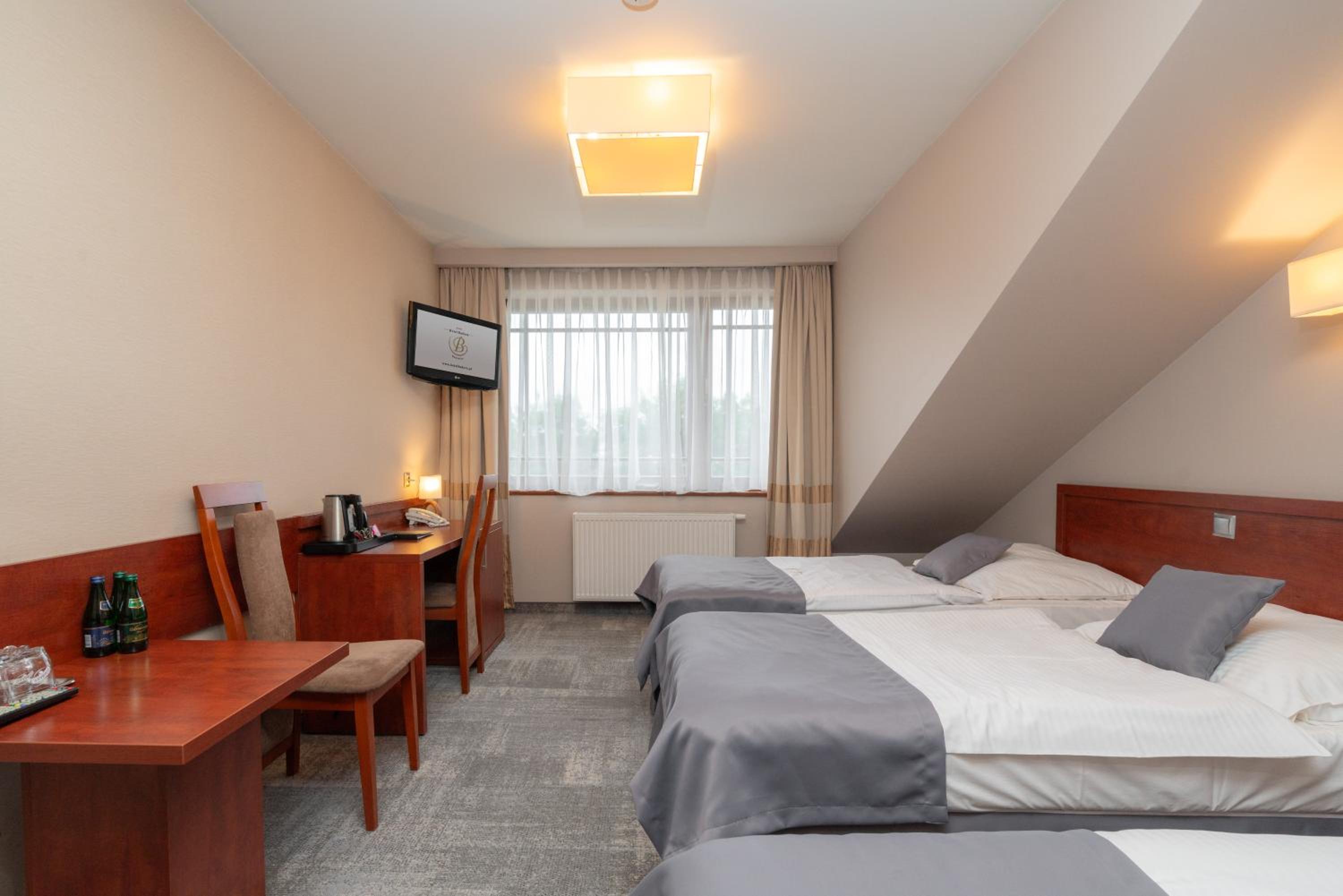 Standard Triple Room - Photo 3