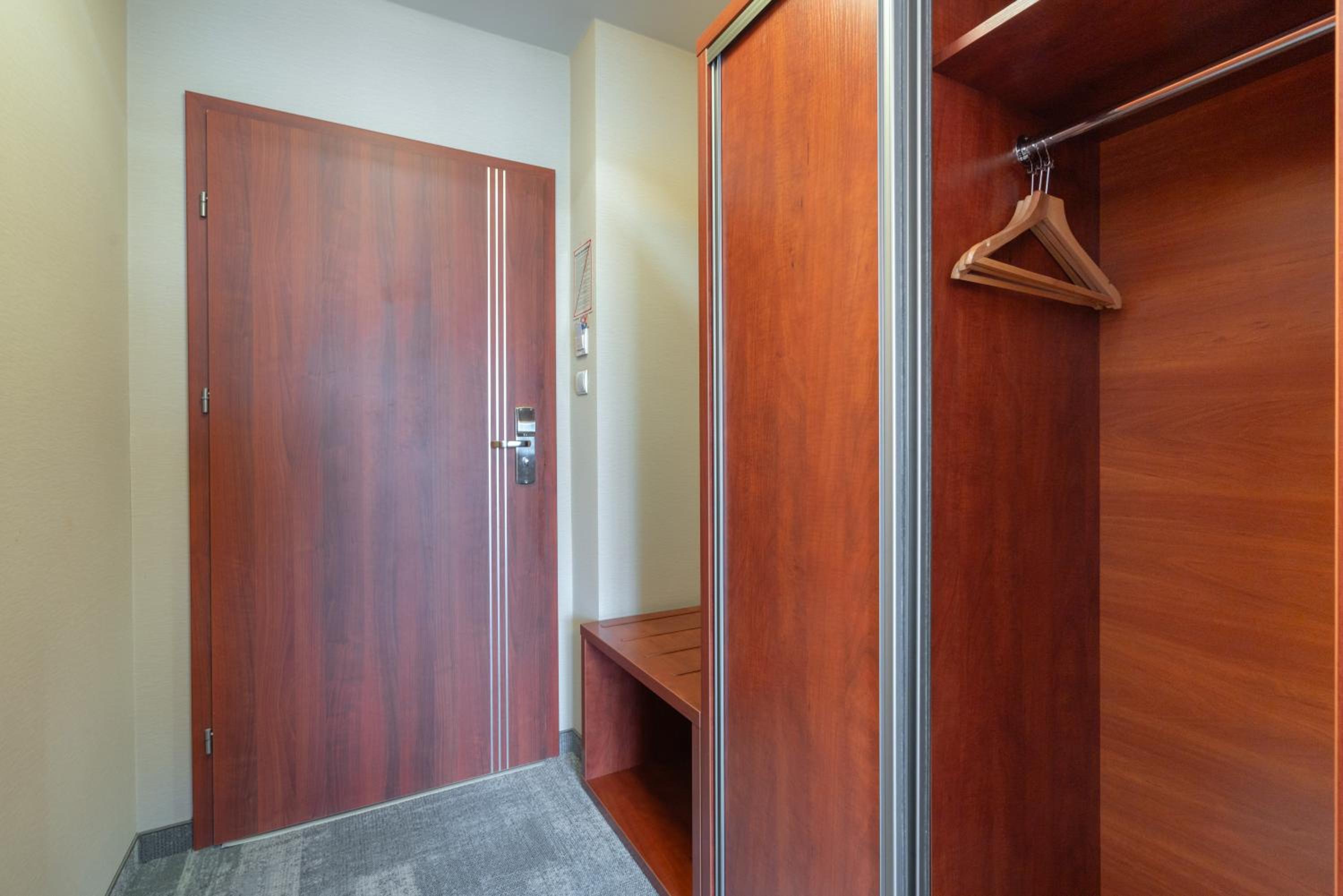Standard Triple Room - Photo 2