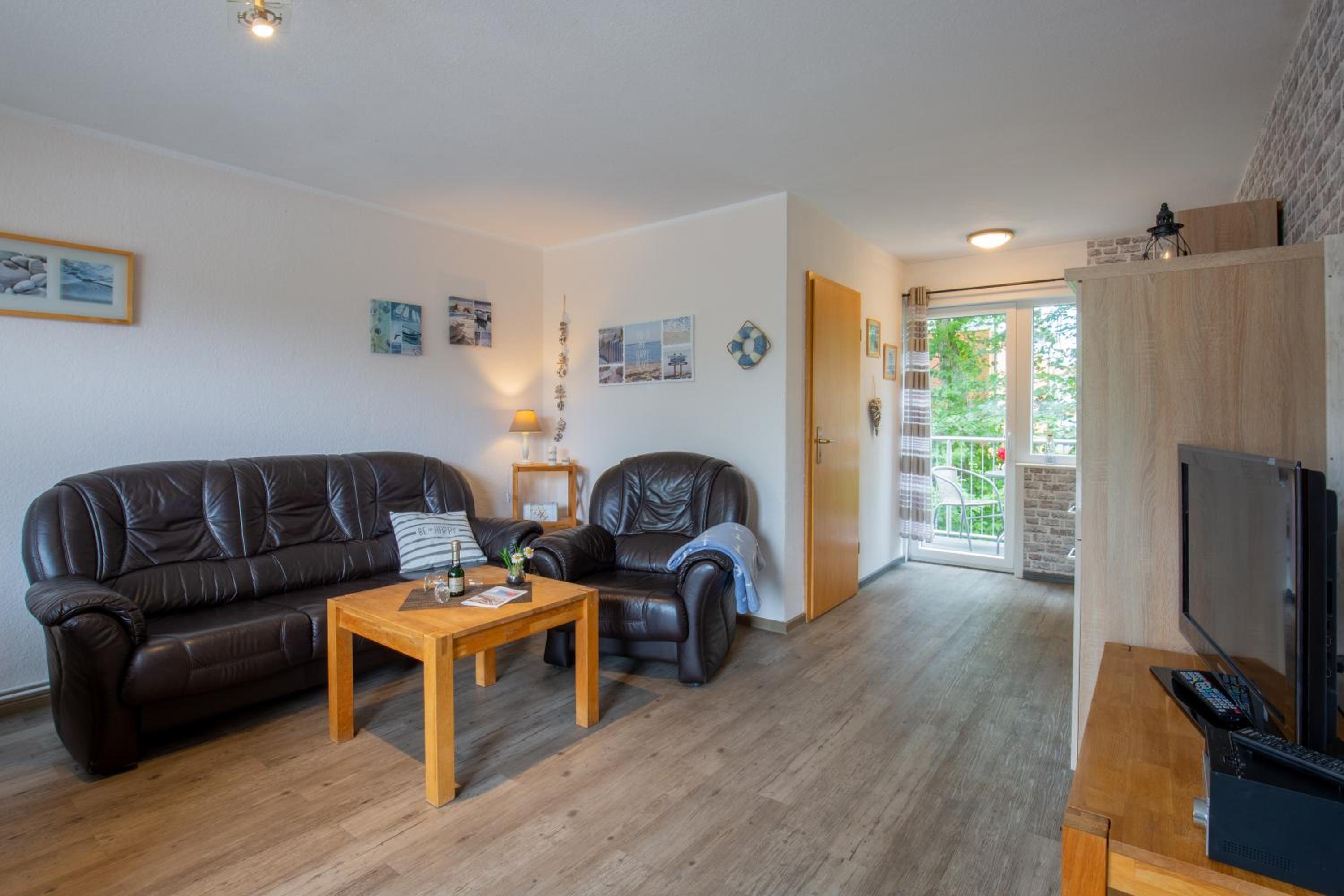 Two-Bedroom Deluxe Apartment with Garden View