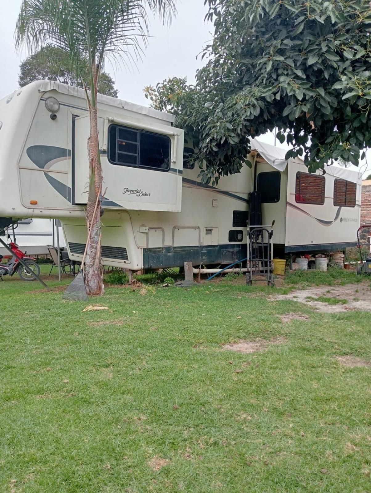 Mobile Home photo 2