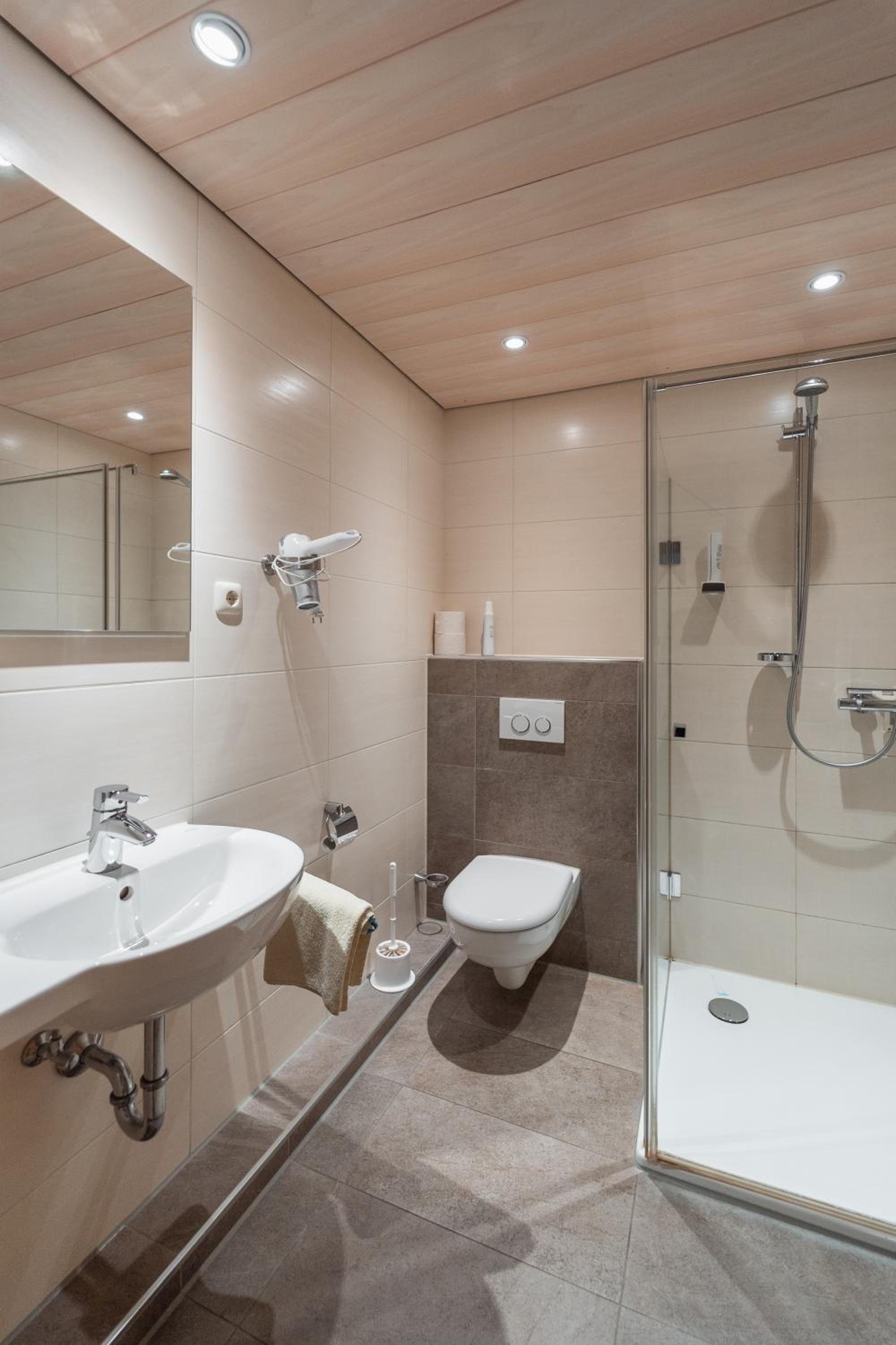 Triple Room - Photo 5