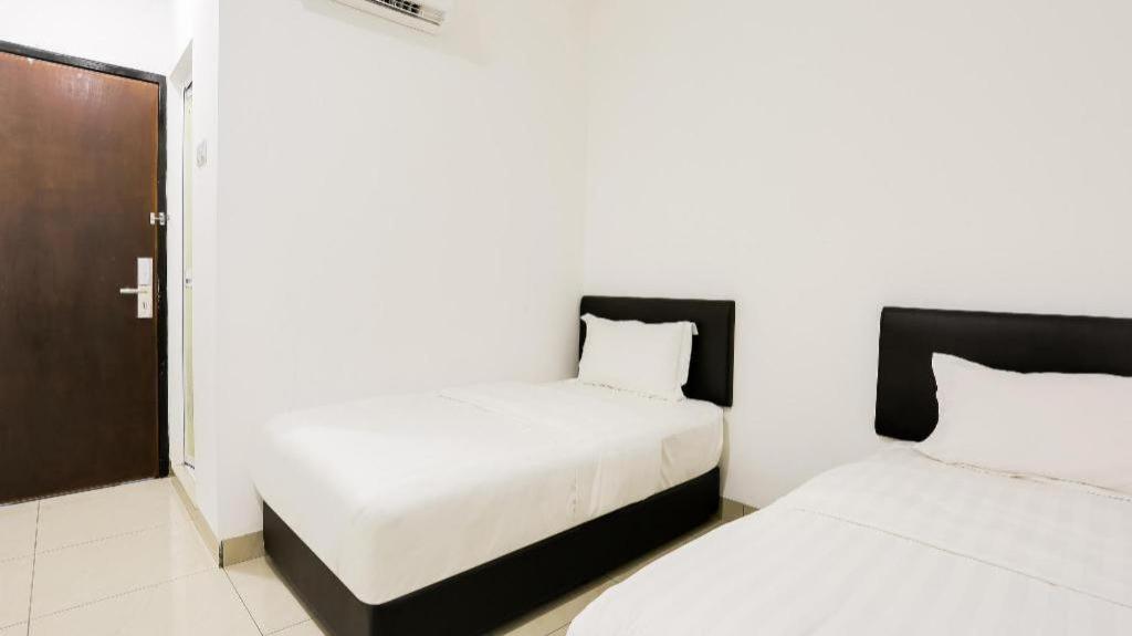 Twin Room photo 2