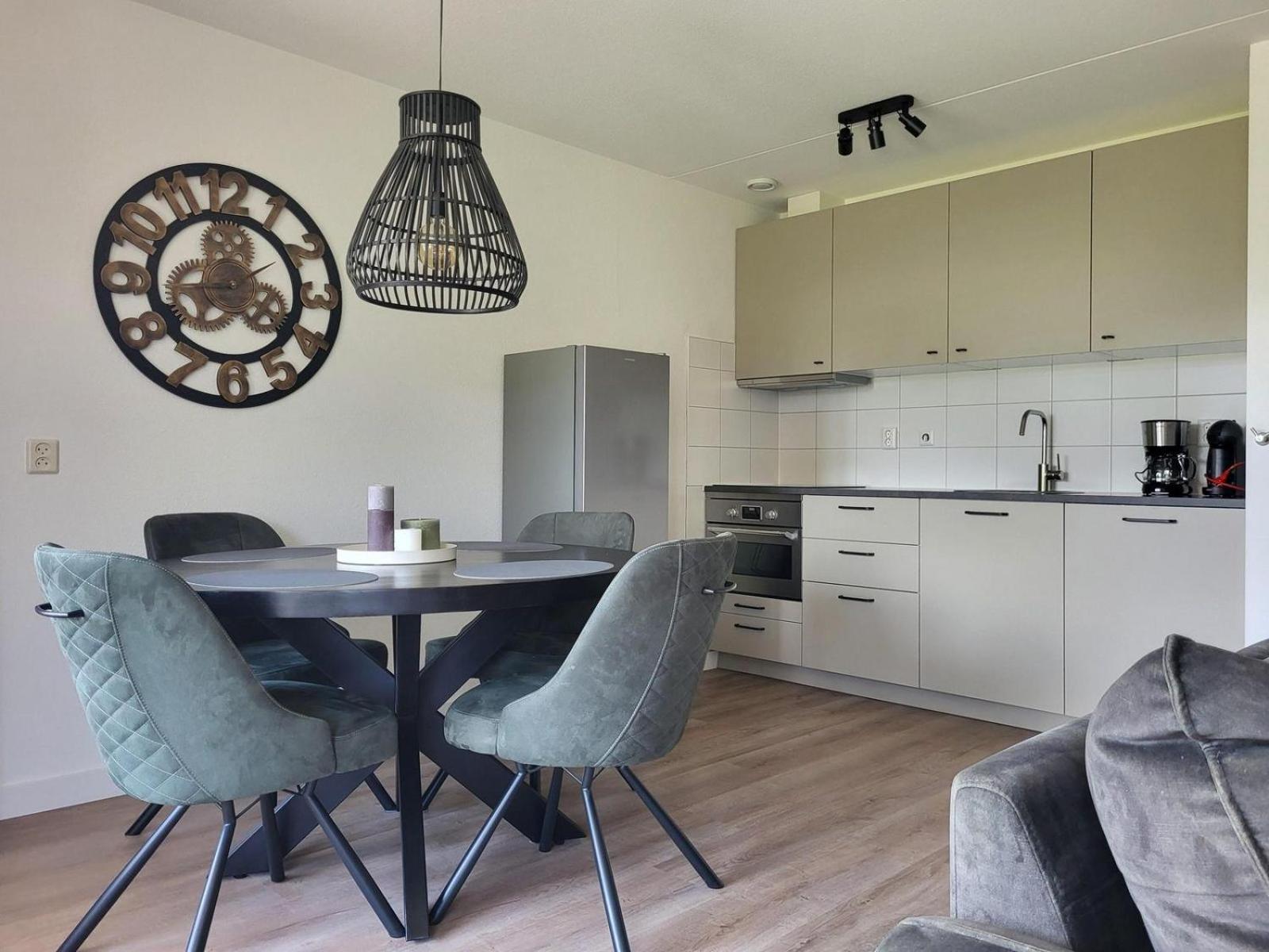Two-Bedroom Apartment with Terrace photo 3