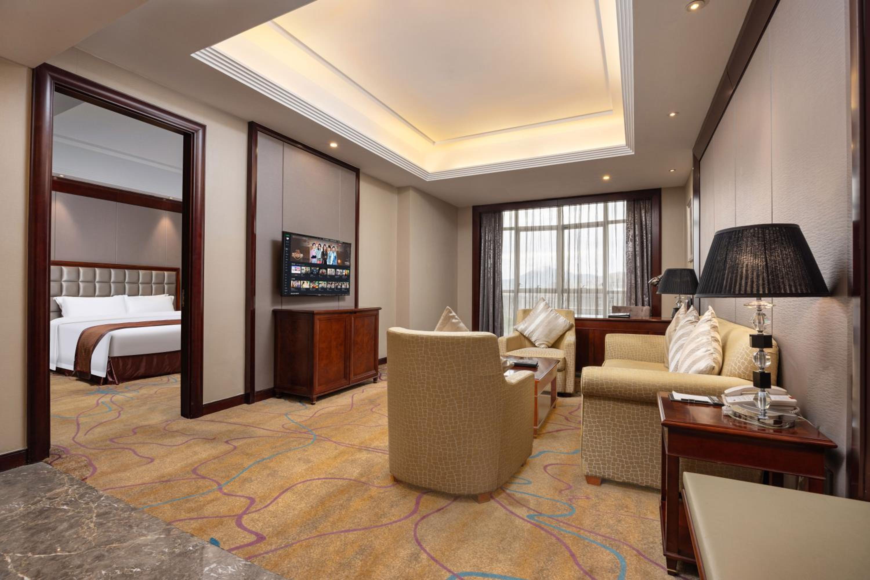 Diamond Suite