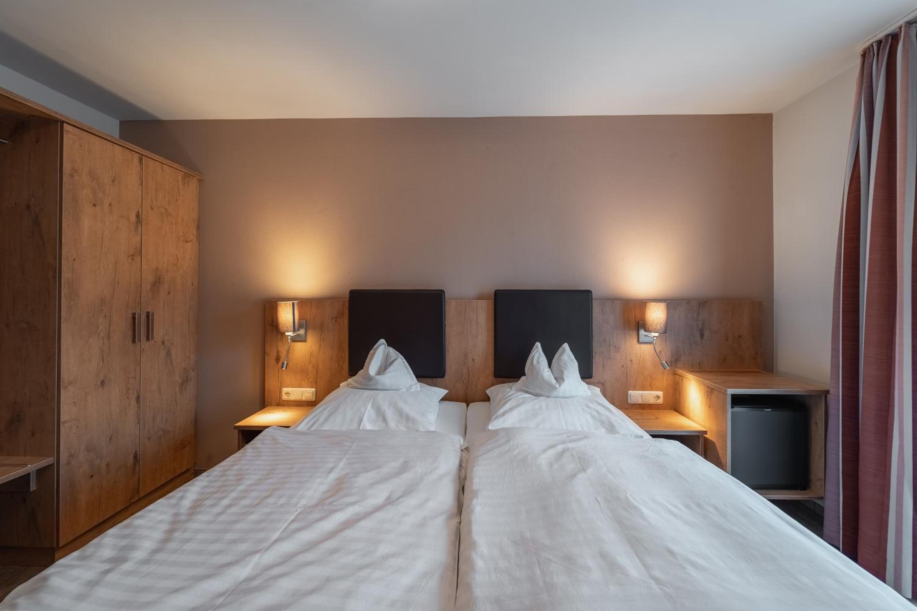 Double Room - Photo 3