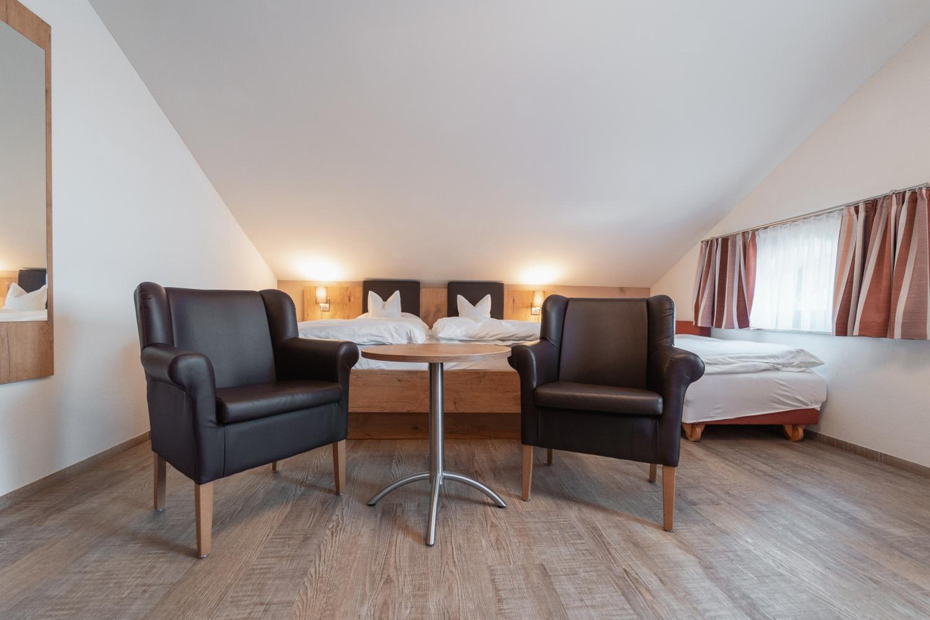 Triple Room - Photo 1