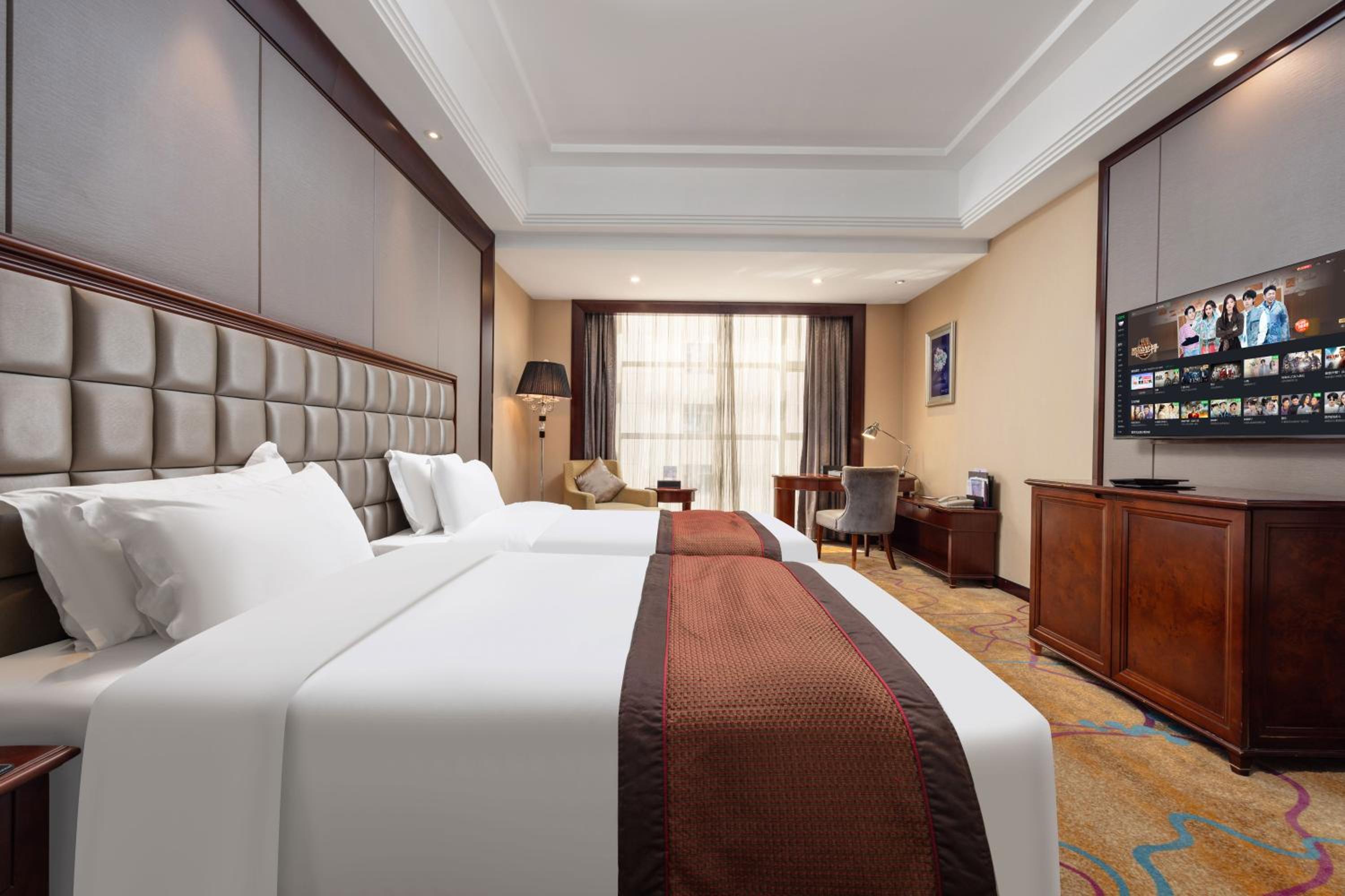 Crystal Twin Room photo 3
