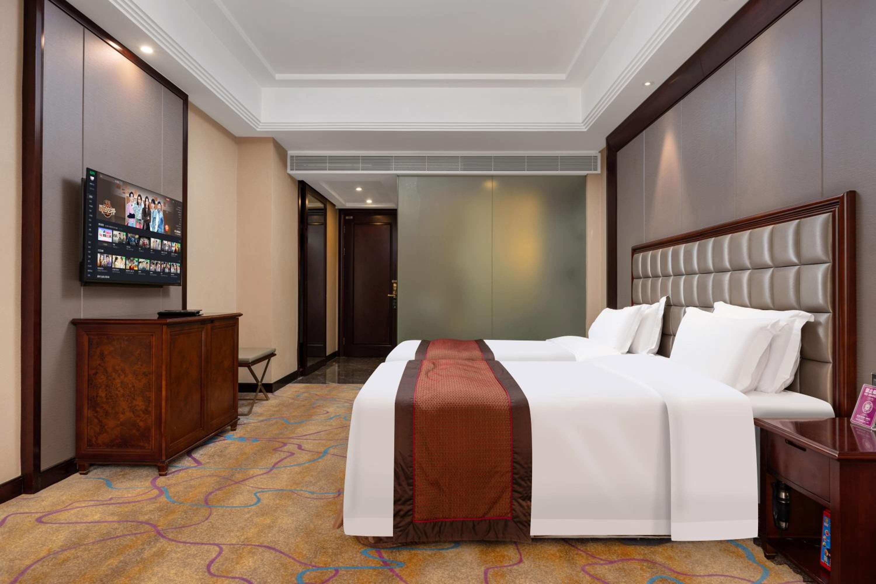 Crystal Twin Room photo 2