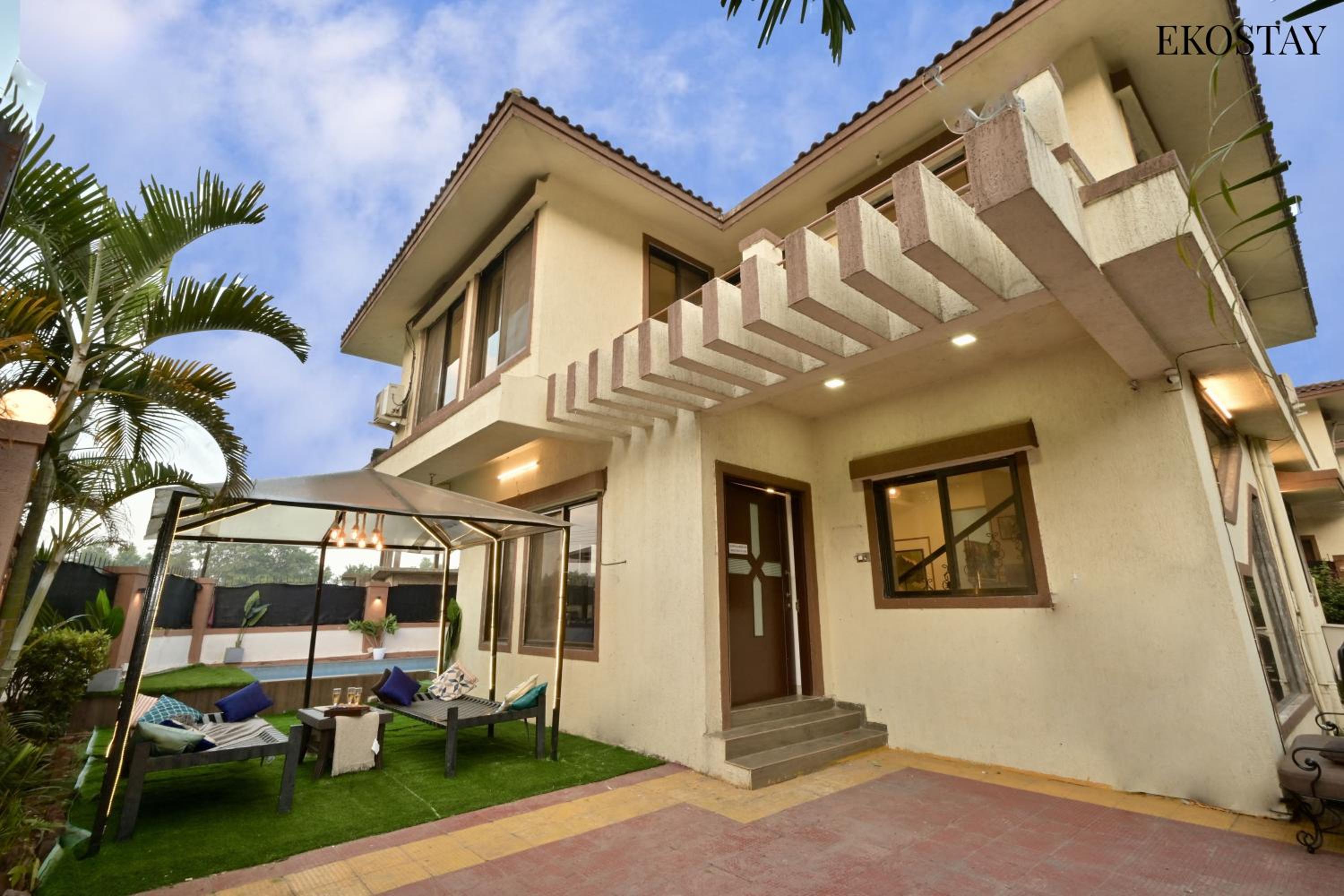 Villa with Private Pool photo 3