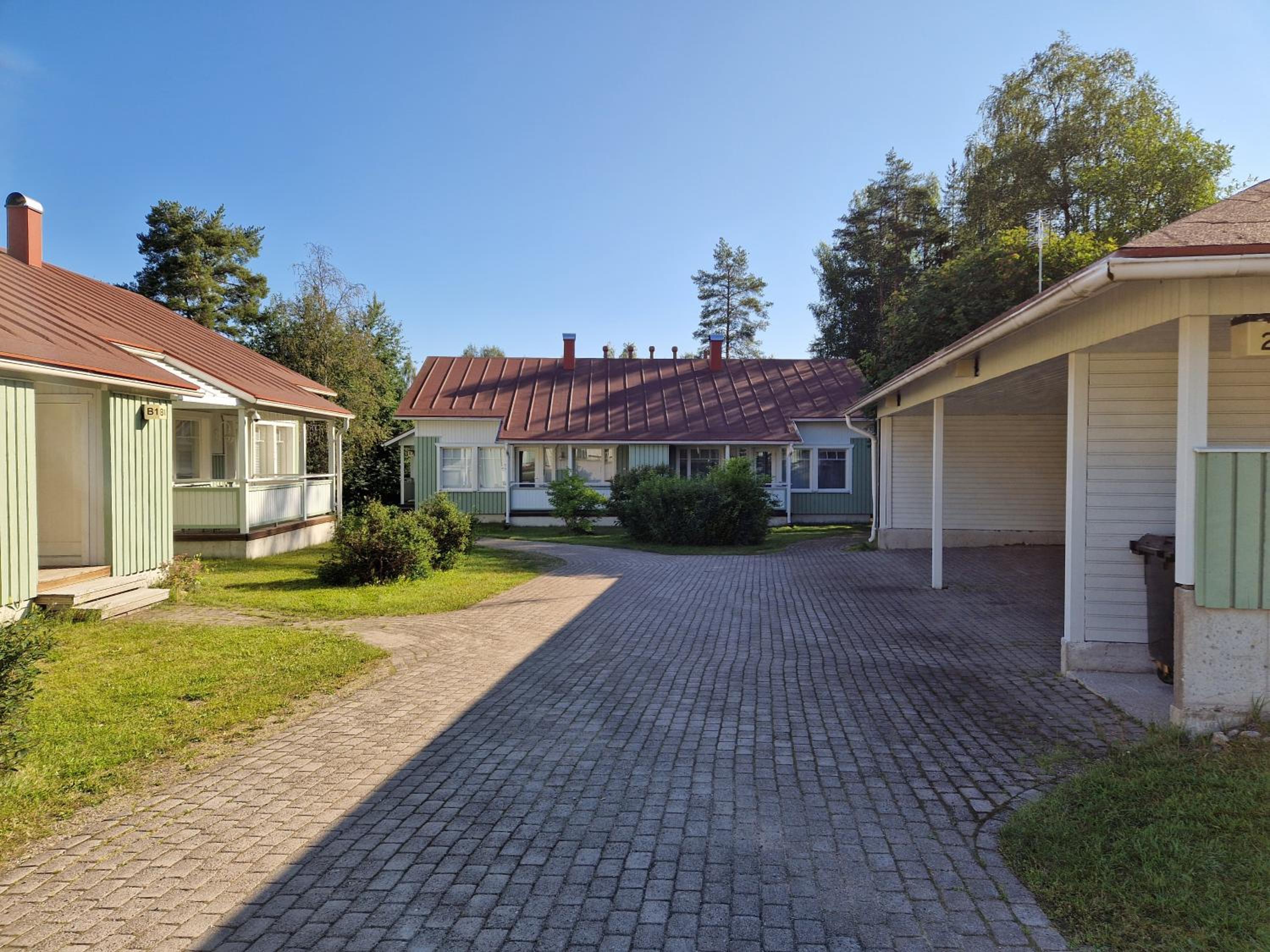 Two-Bedroom Apartment with Sauna - Photo 12