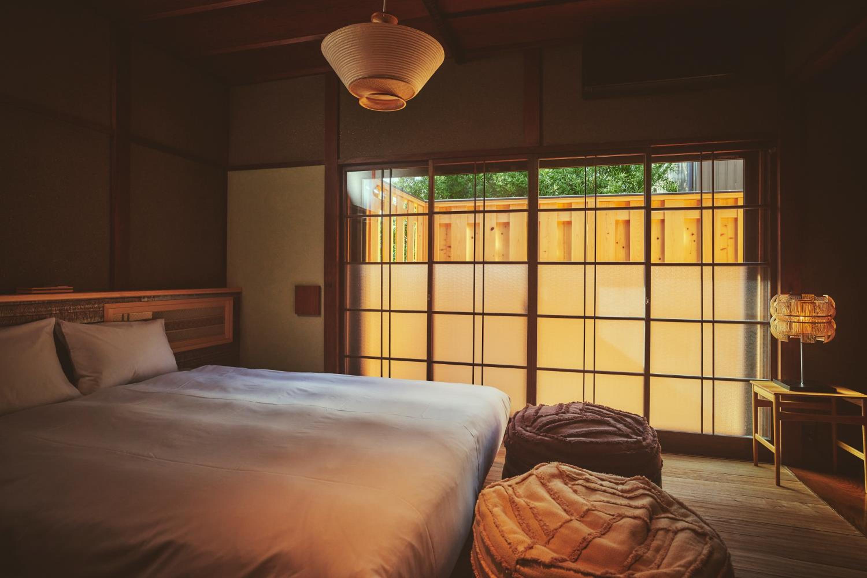 Queen Room photo 1