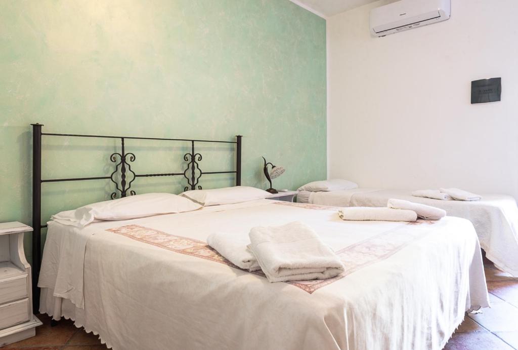 Quadruple Room - Disability Access photo 1
