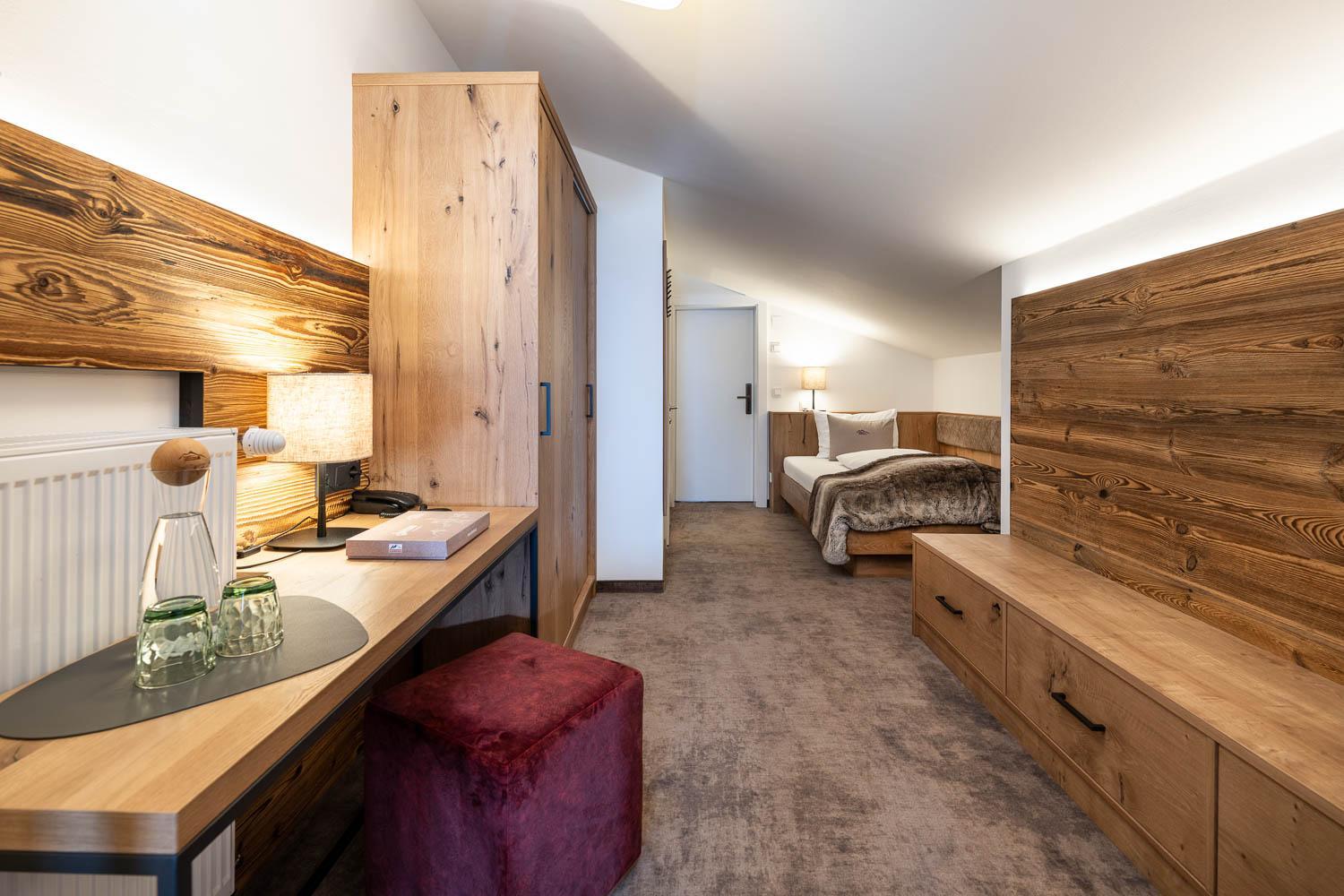 Economy Single Room