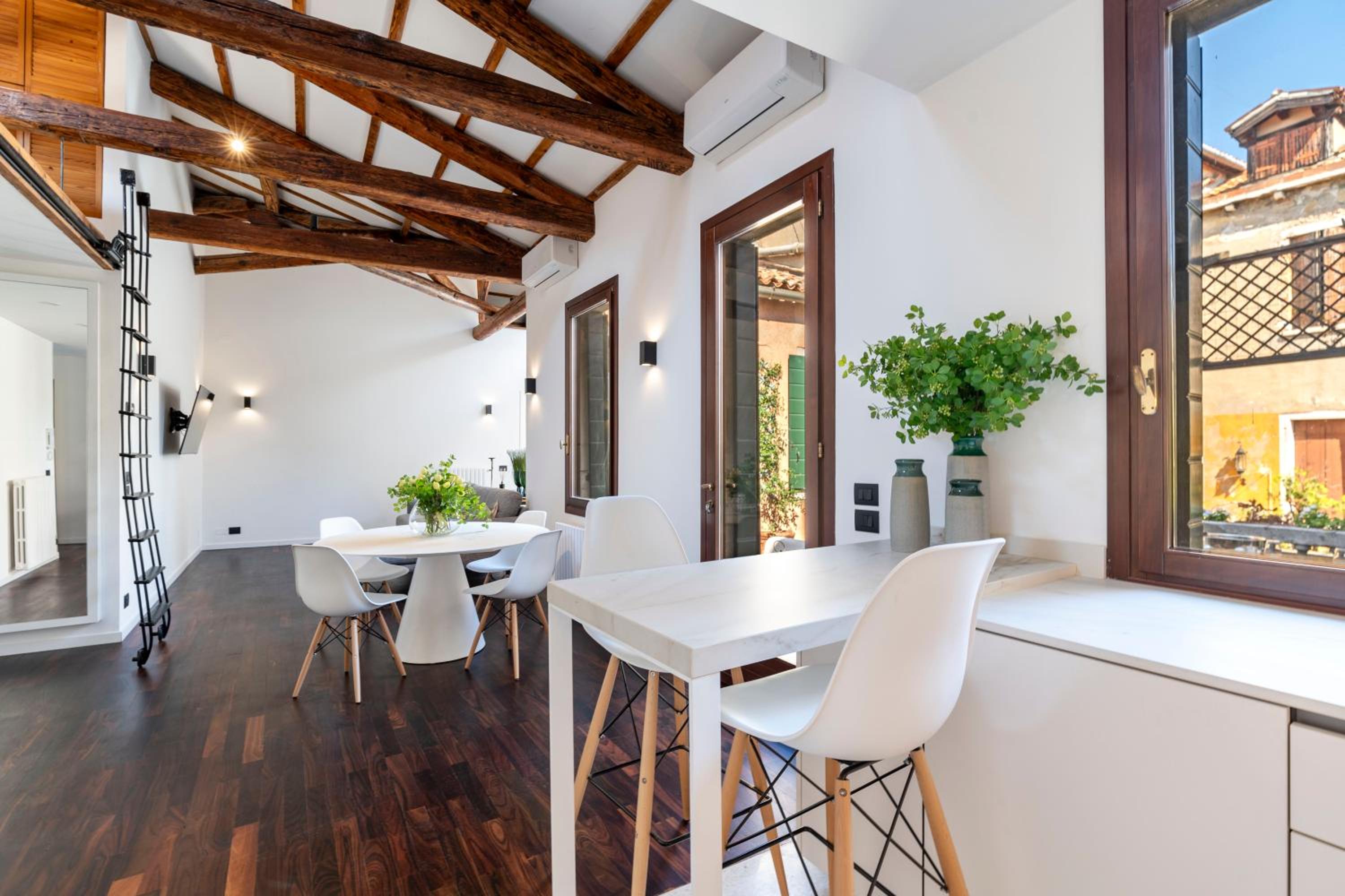 Two-Bedroom Standard Apartment with Terrace photo 1
