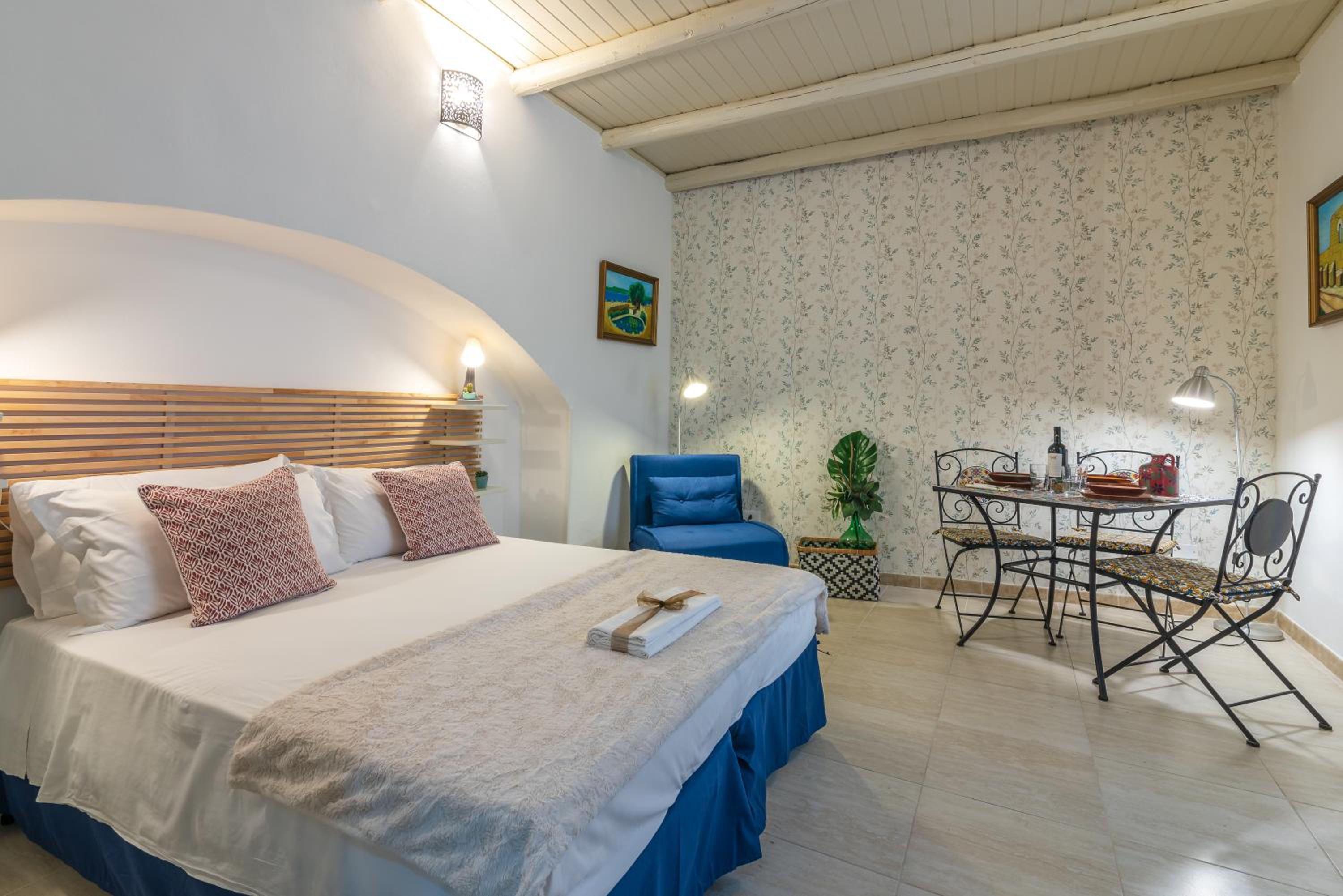 One-Bedroom House - Street View