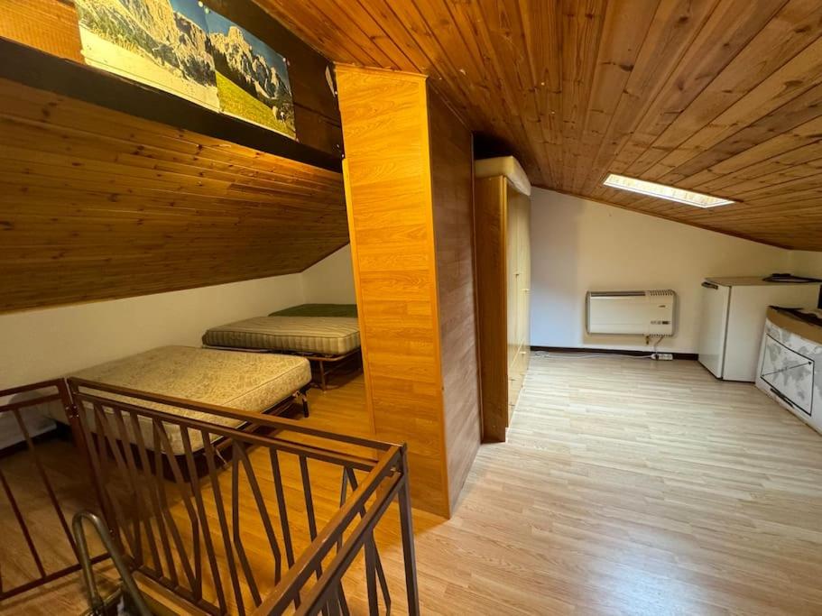 Three-Bedroom Vacation Home  photo 2