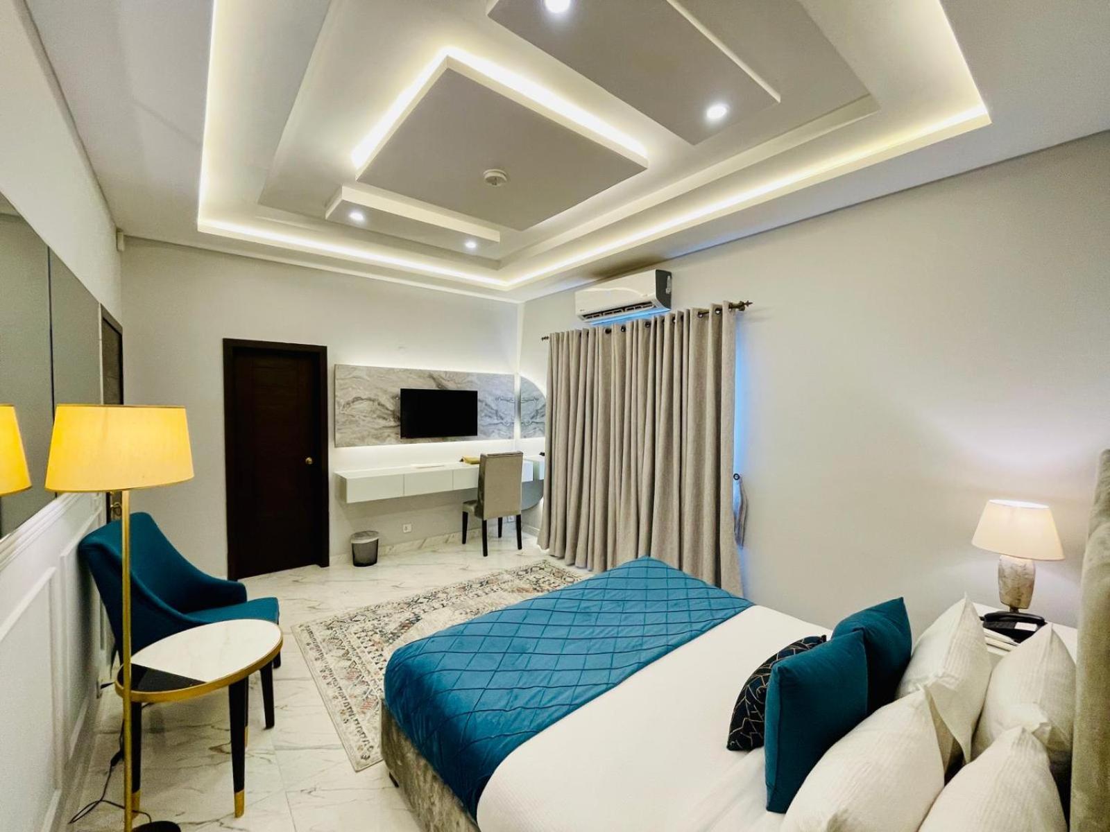 Executive Suite photo 3