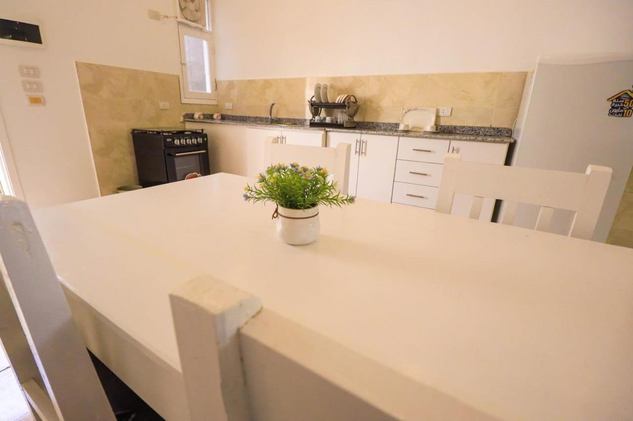 Apartment with Mountain View photo 1