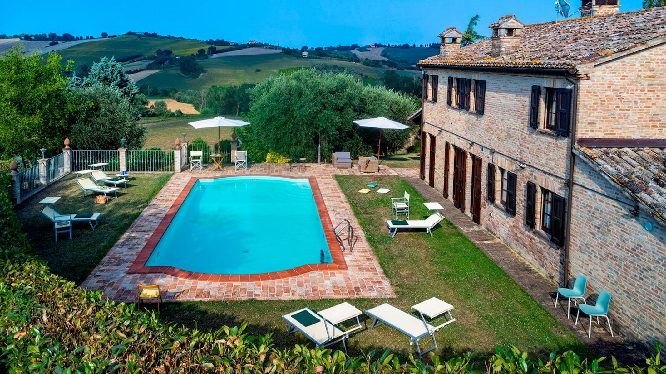 Four-Bedroom Villa photo 2