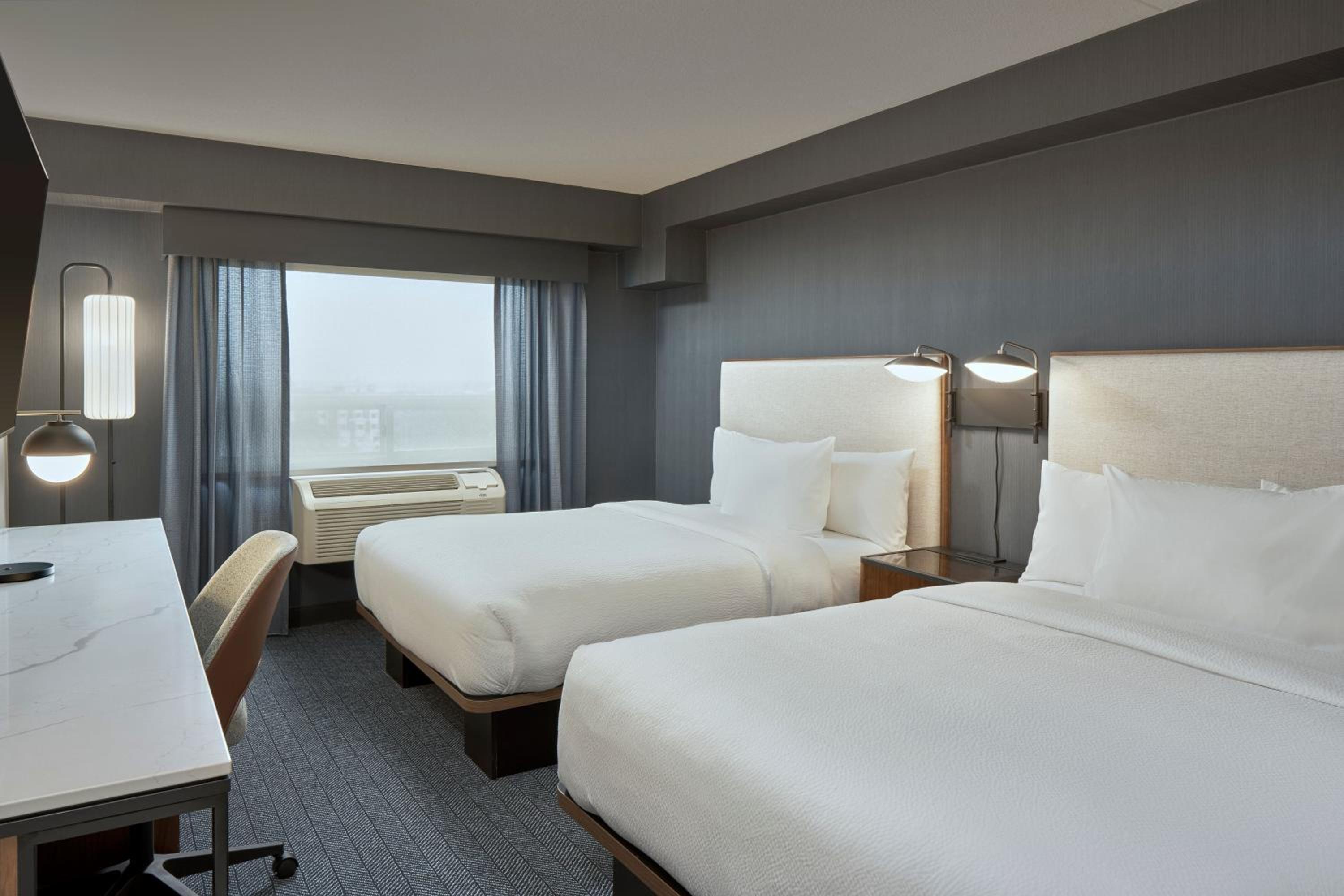 Standard Queen Room with Two Queen Beds
