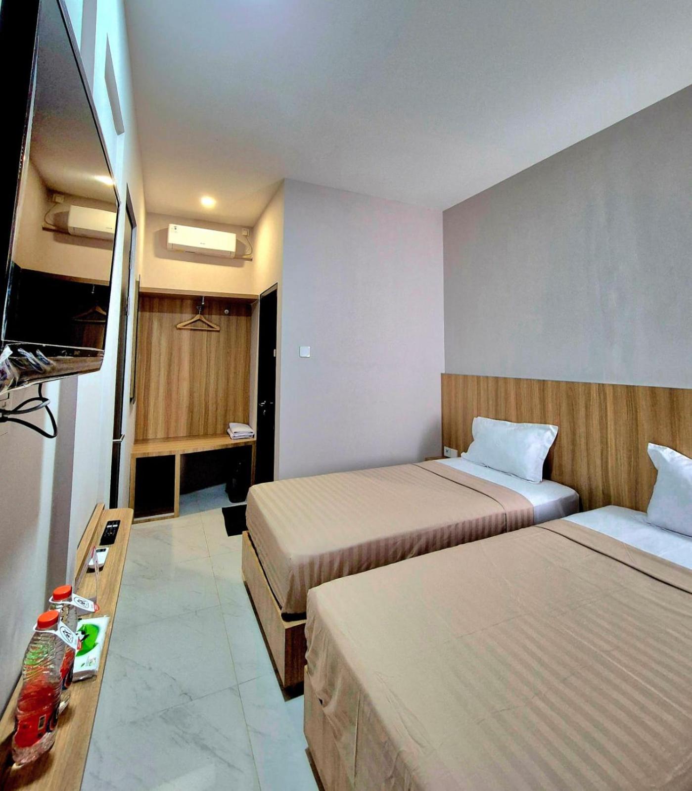 Standard Twin Room photo 1