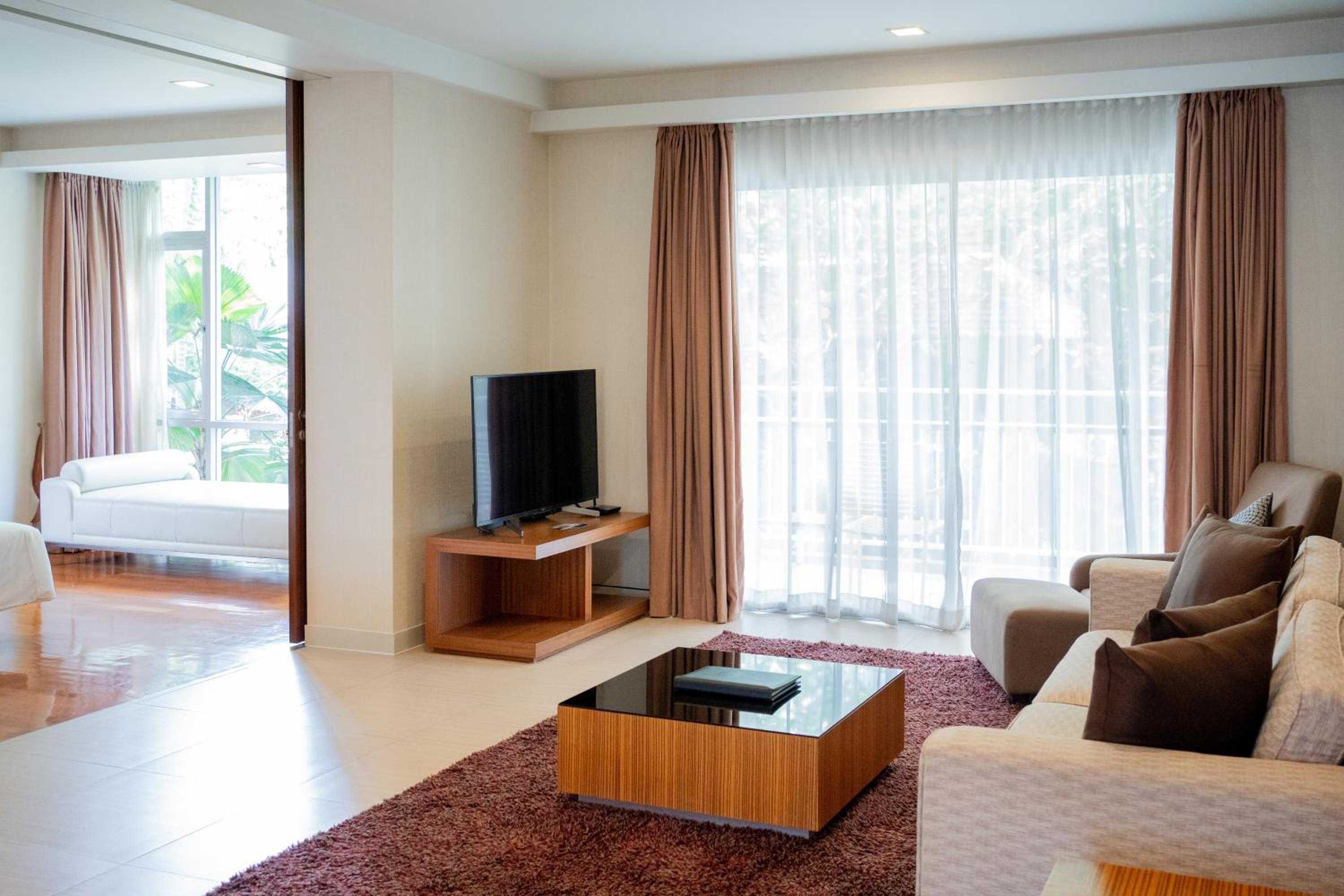 Deluxe 1 Bedroom Suite photo 3