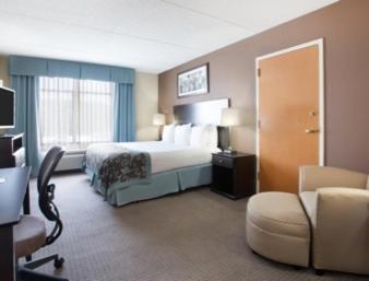 King Studio Suite - Non-Smoking photo 1
