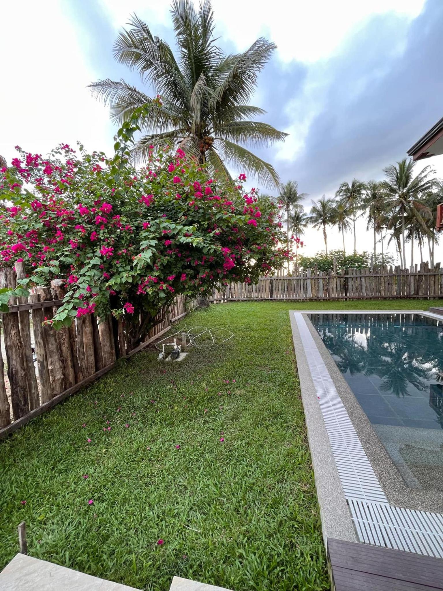 Quadruple Room with Balcony - Photo 2