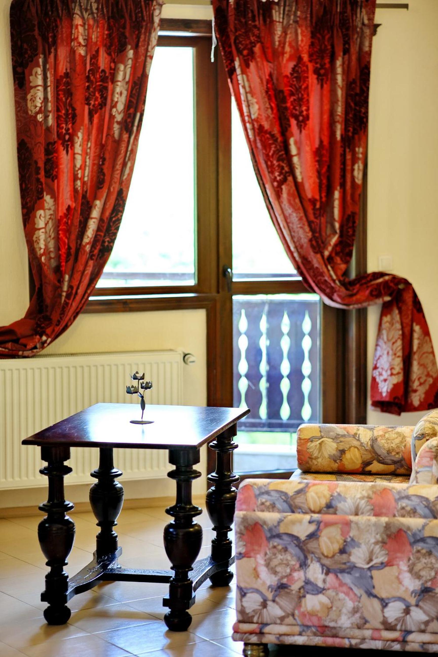 Duplex Suite - Photo 2