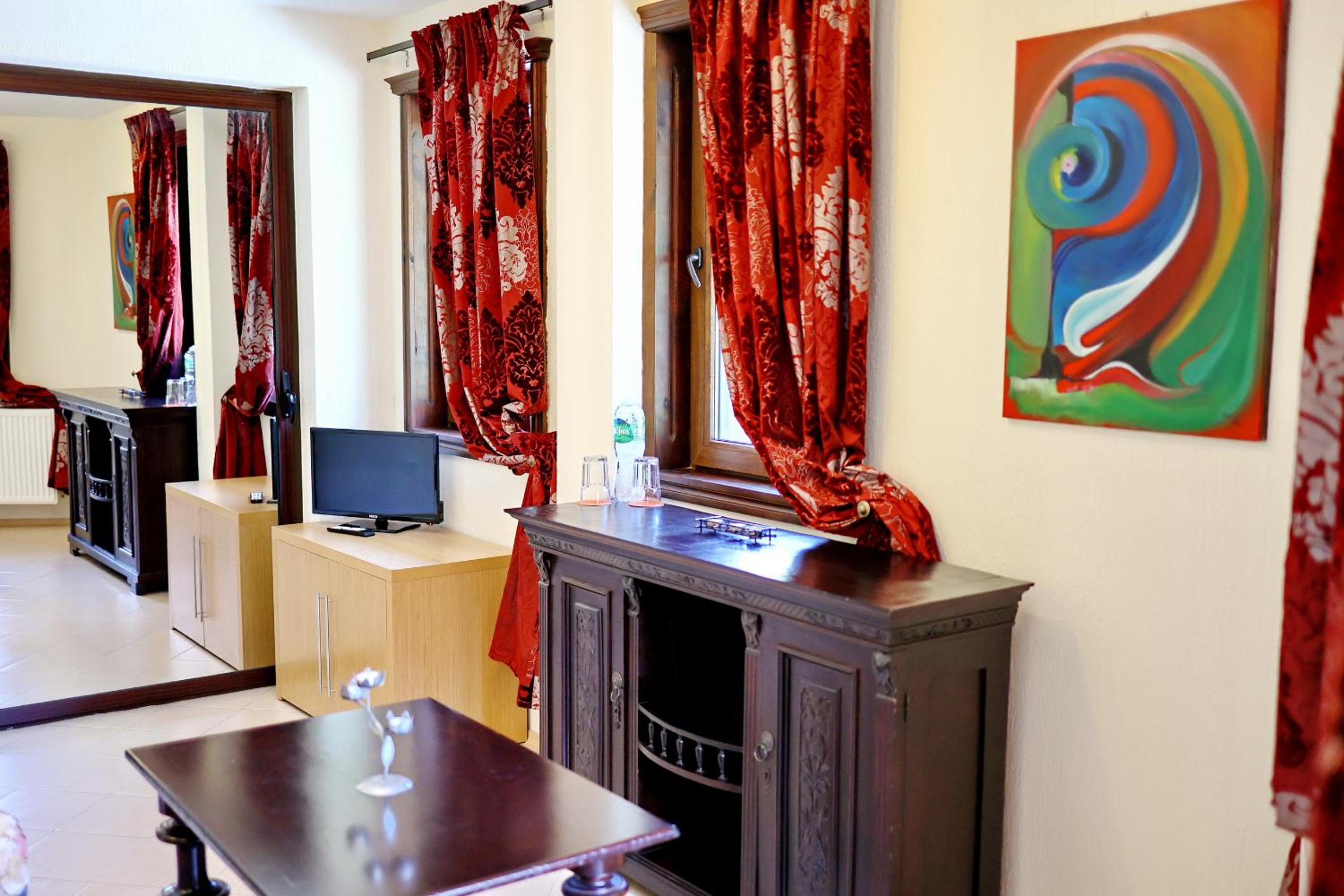 Double Room - Photo 1