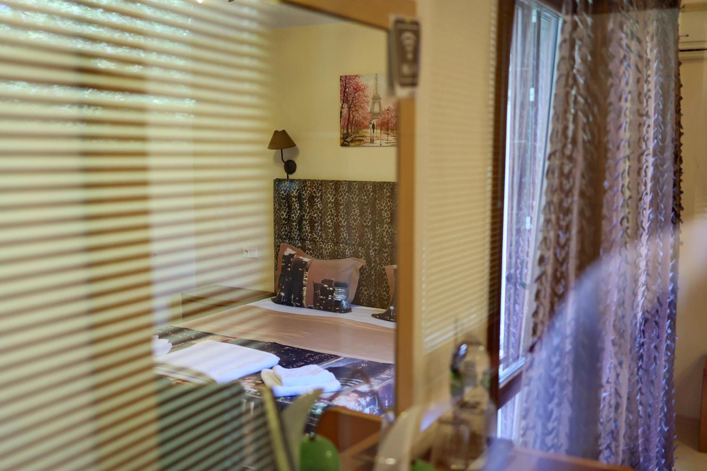 Double Room - Photo 23
