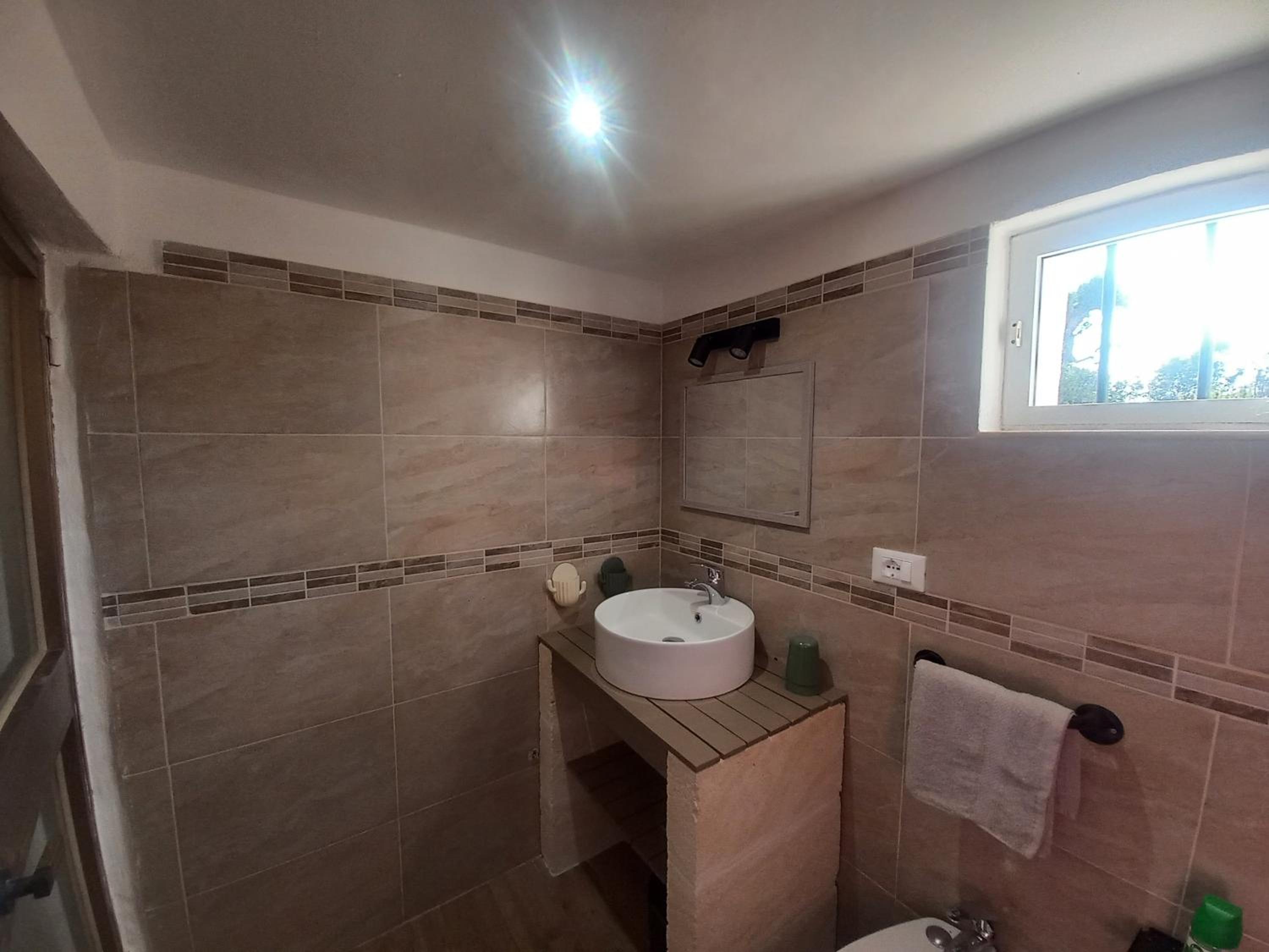 One-Bedroom House photo 3