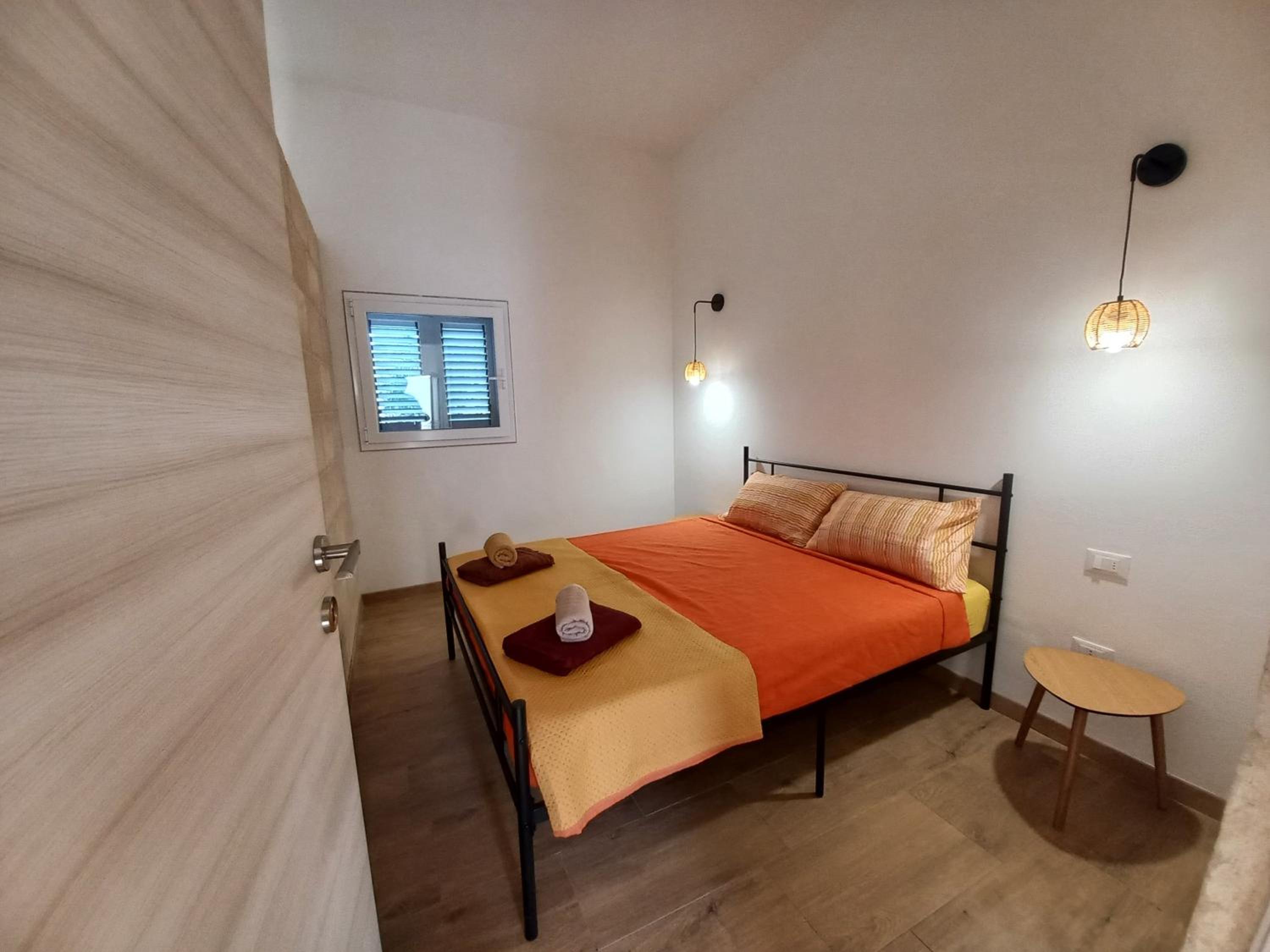 One-Bedroom House photo 1
