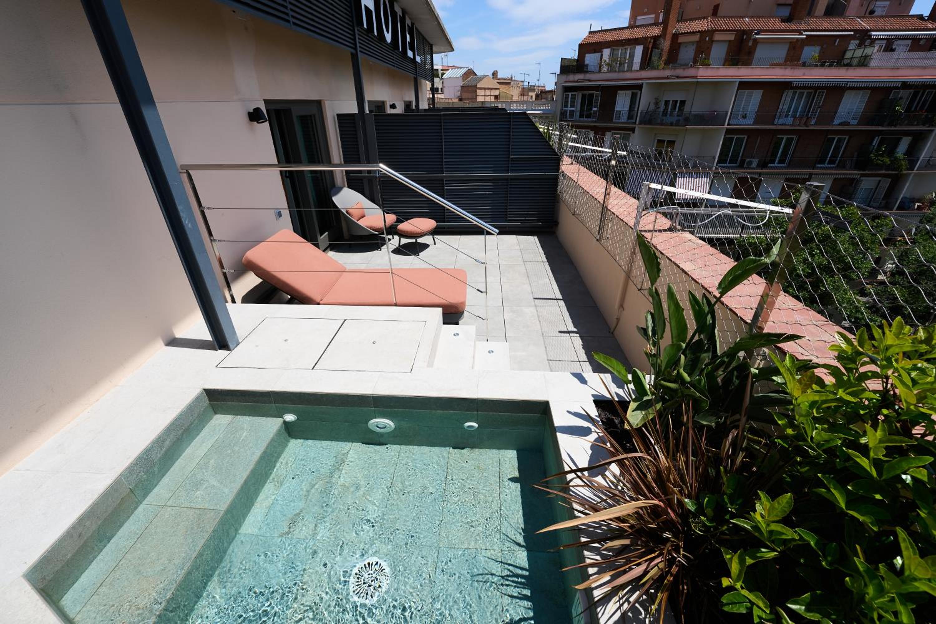 Deluxe Double Room with Plunge Pool