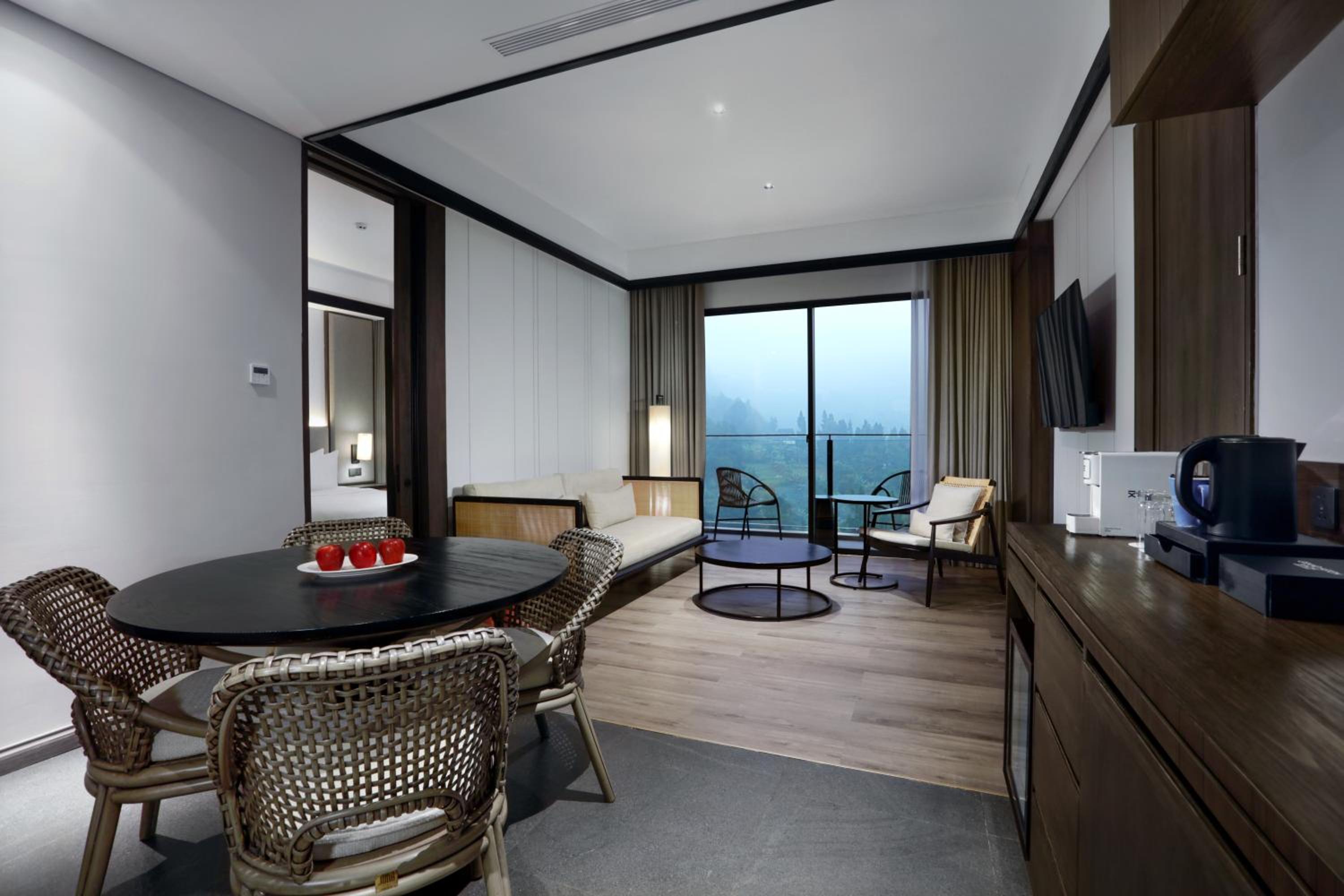 Junior Suite Pool and Mountain View - Photo 4