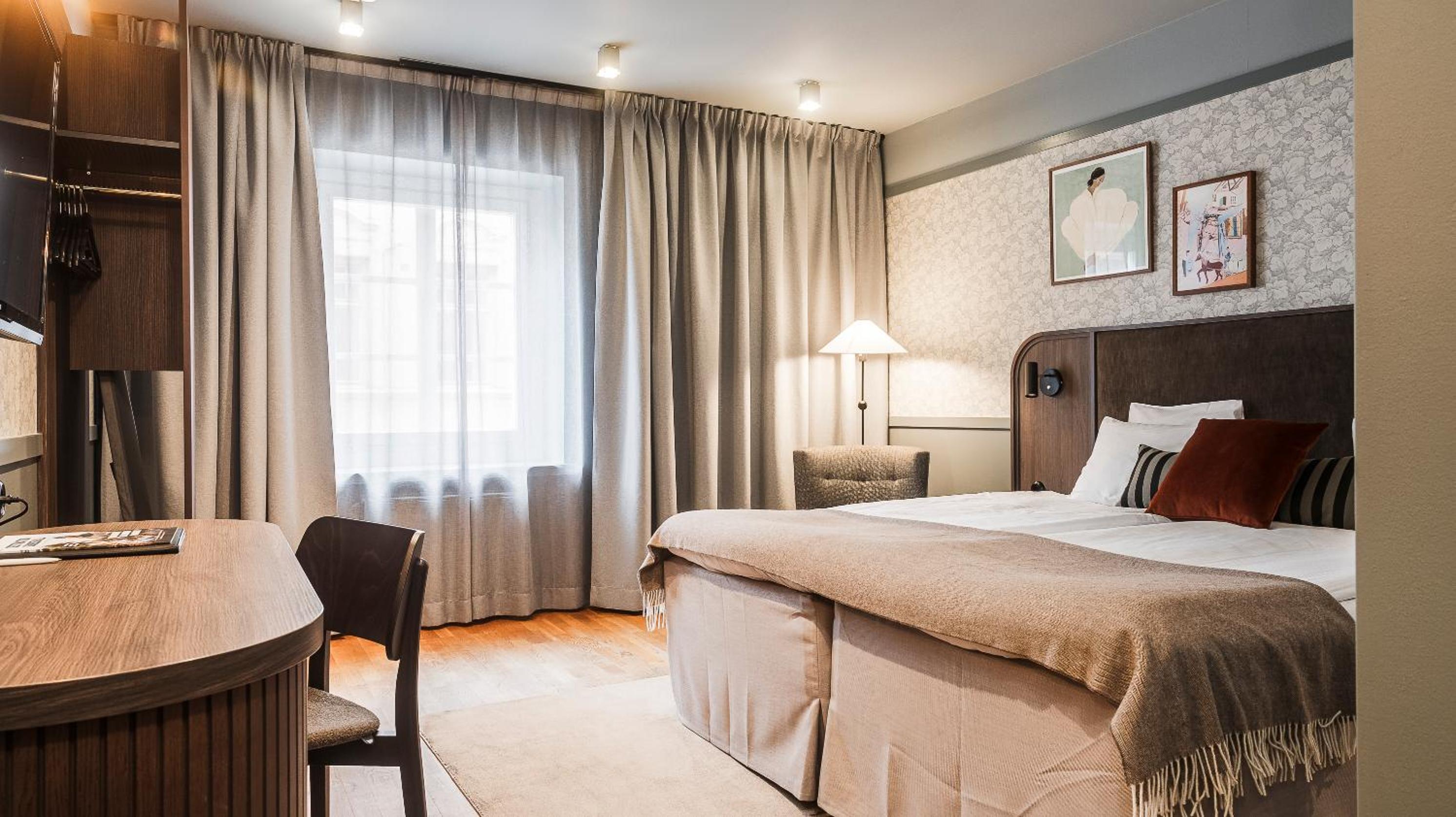 Standard Twin Room - Photo 2