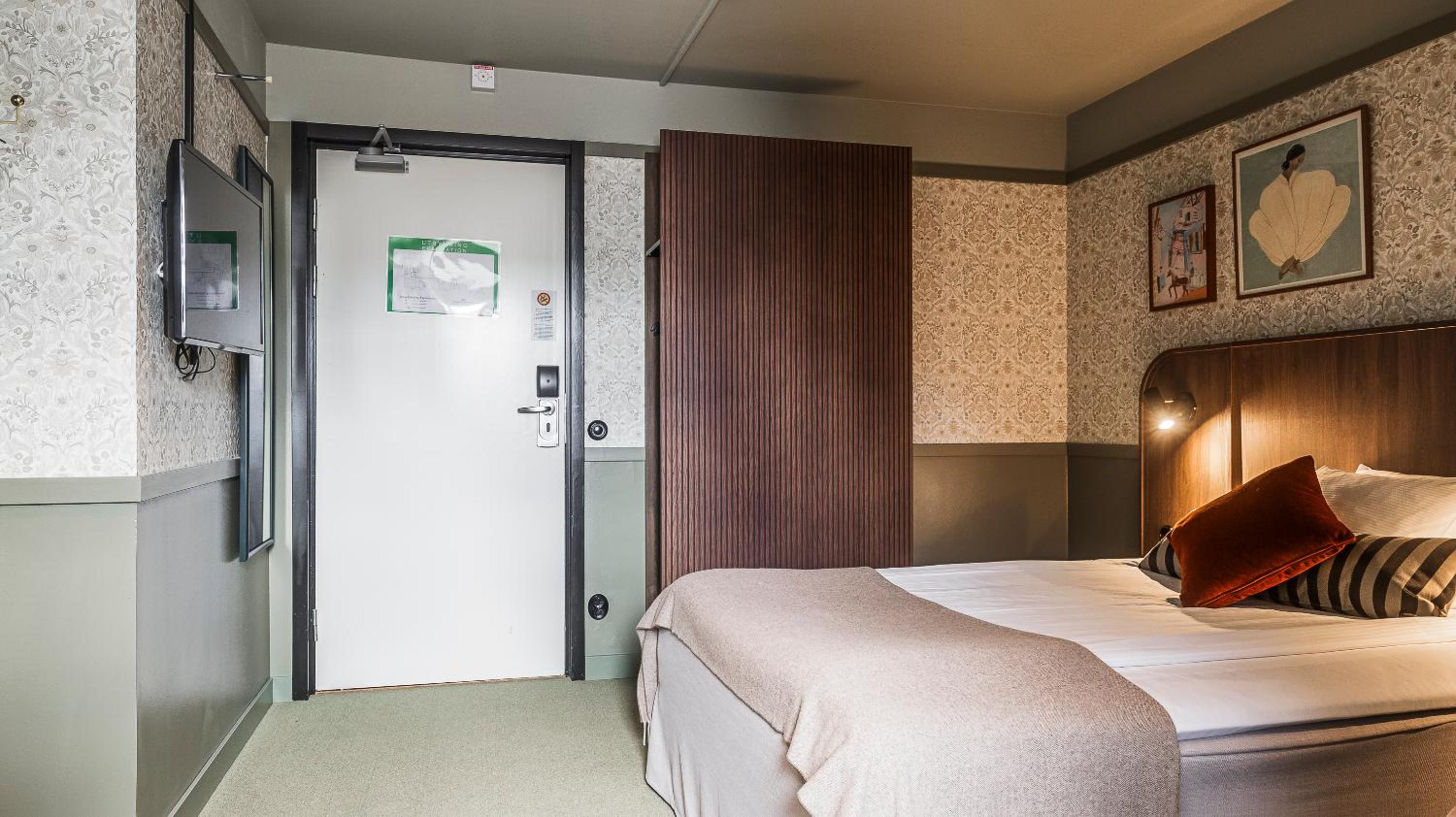 Superior Double Room - Photo 1