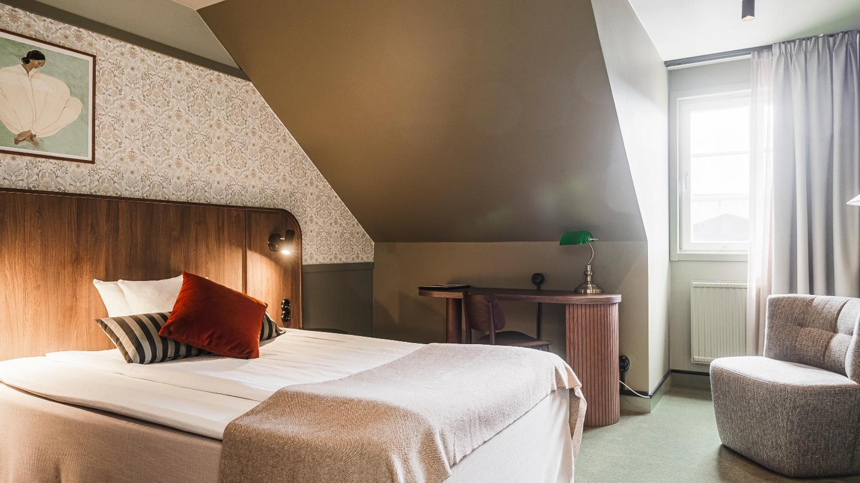Standard Twin Room - Photo 1