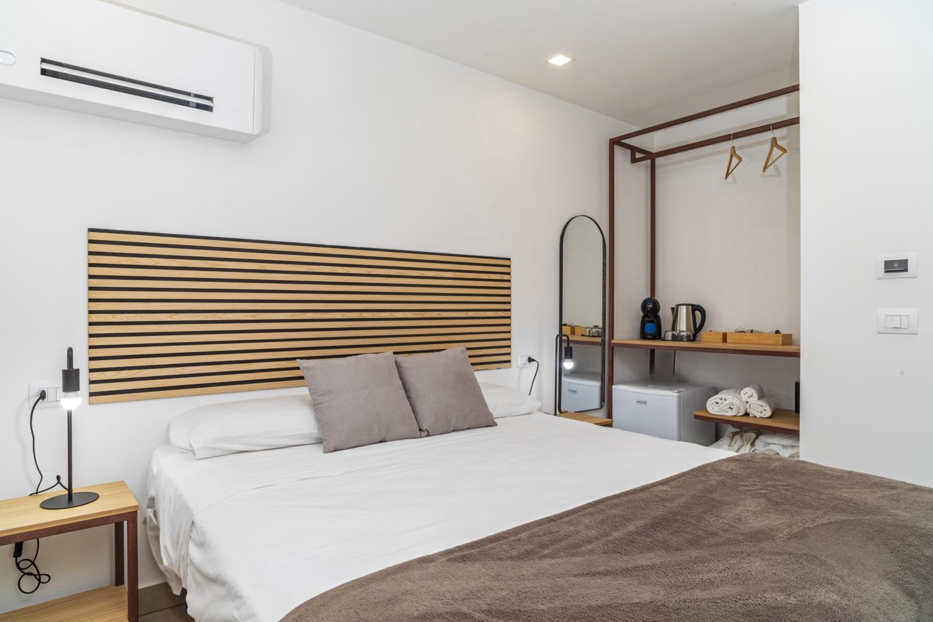 Standard Double Room photo 2