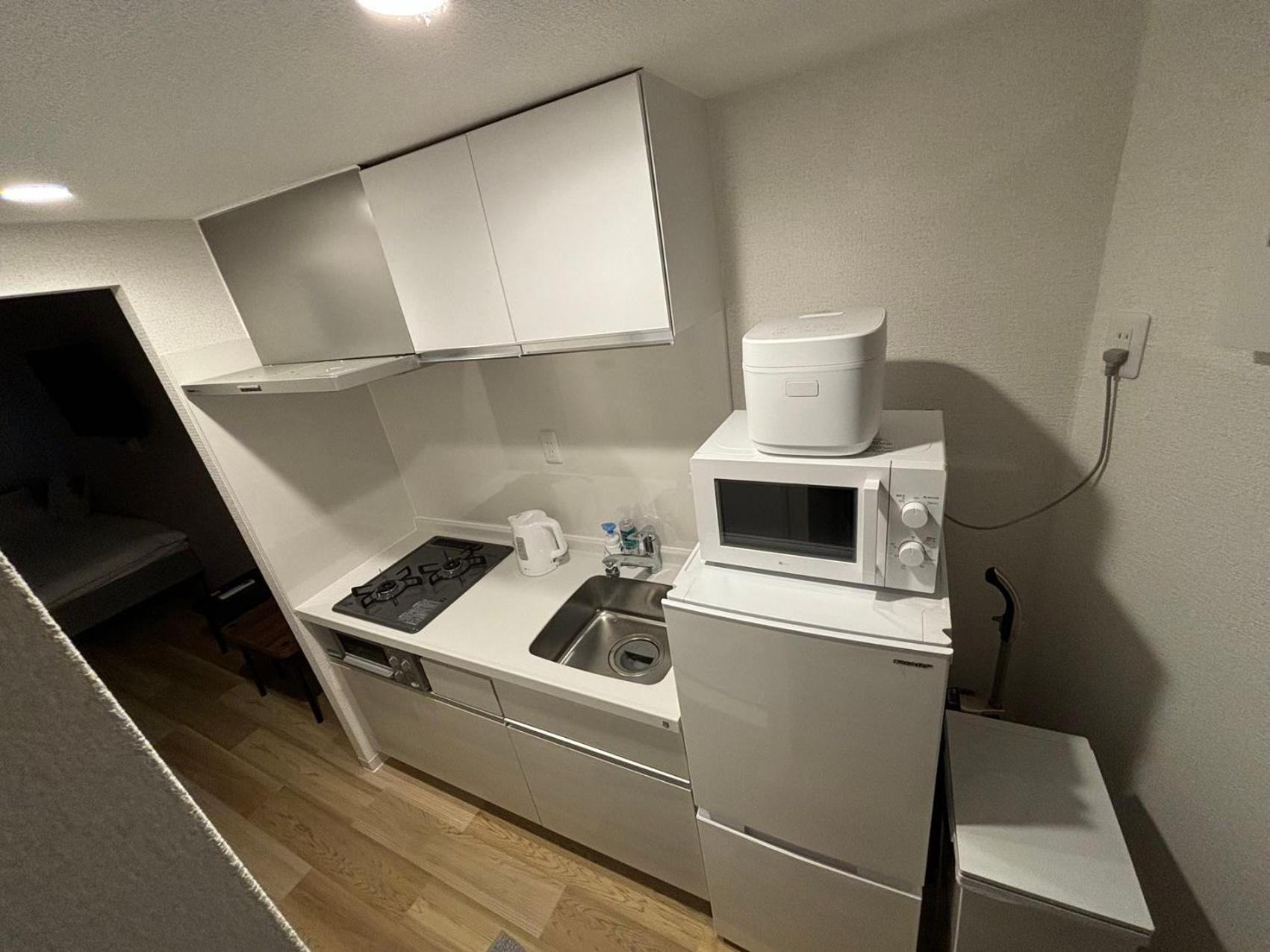 One-Bedroom Apartment photo 2