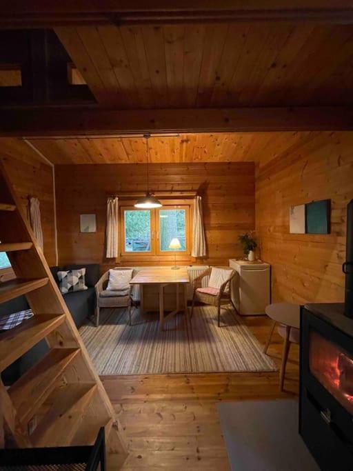 One-Bedroom House photo 1