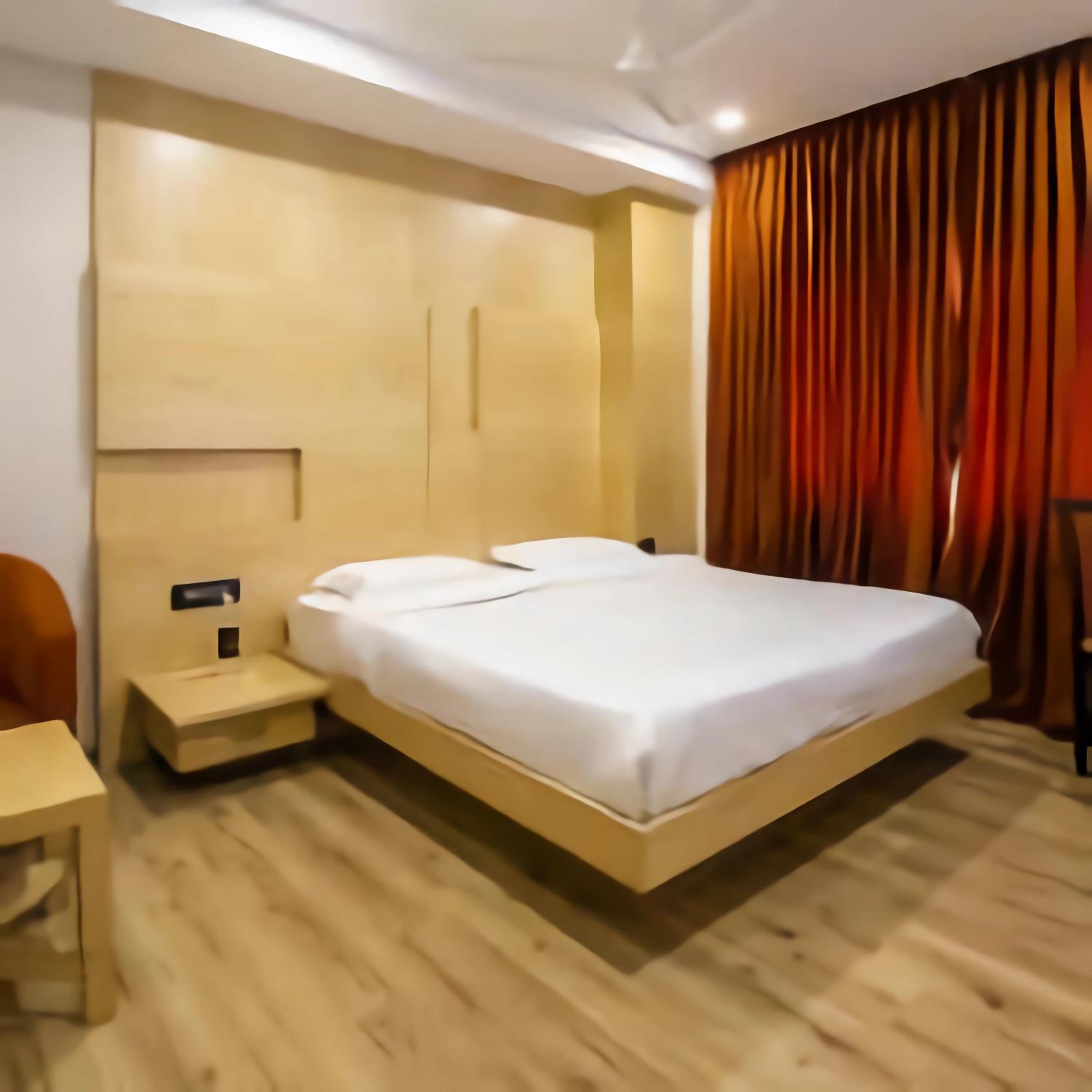 Deluxe Double Room - Photo 1