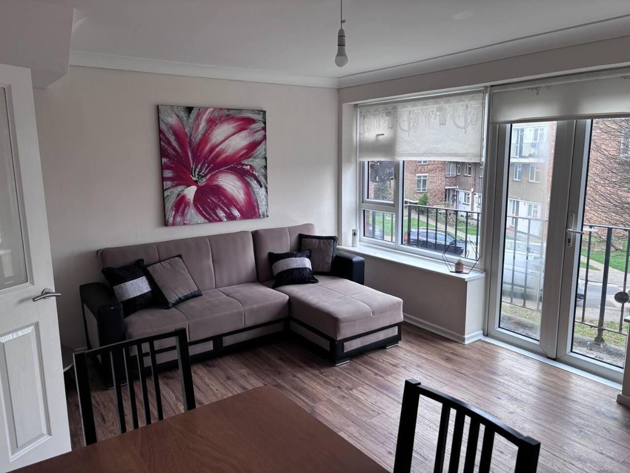 Apartment photo 1
